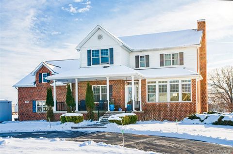 4695 Emerald Valley Loop Handy Township MI 48836