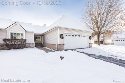 61019 Evergreen Court 22 South Lyon City MI 48178