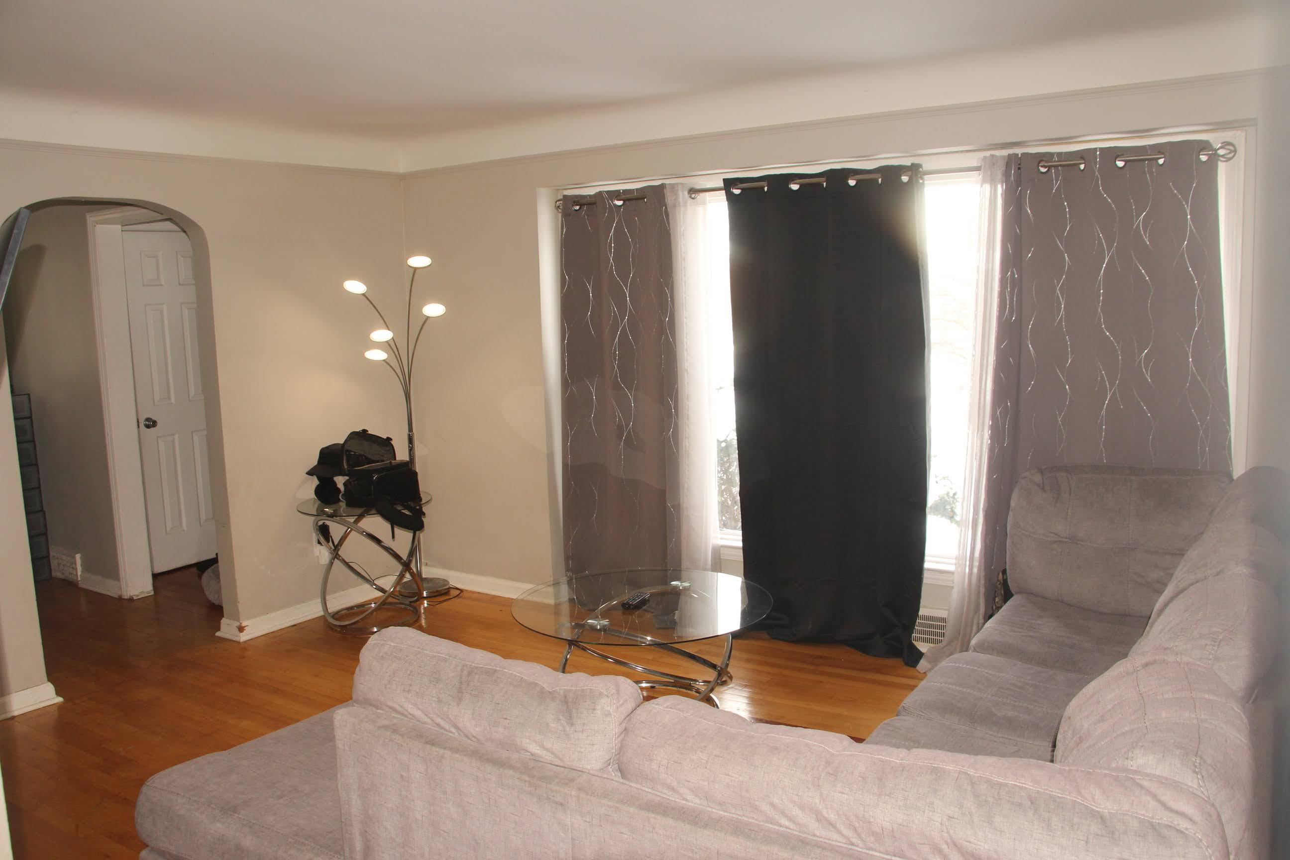 13427 Pembroke Avenue