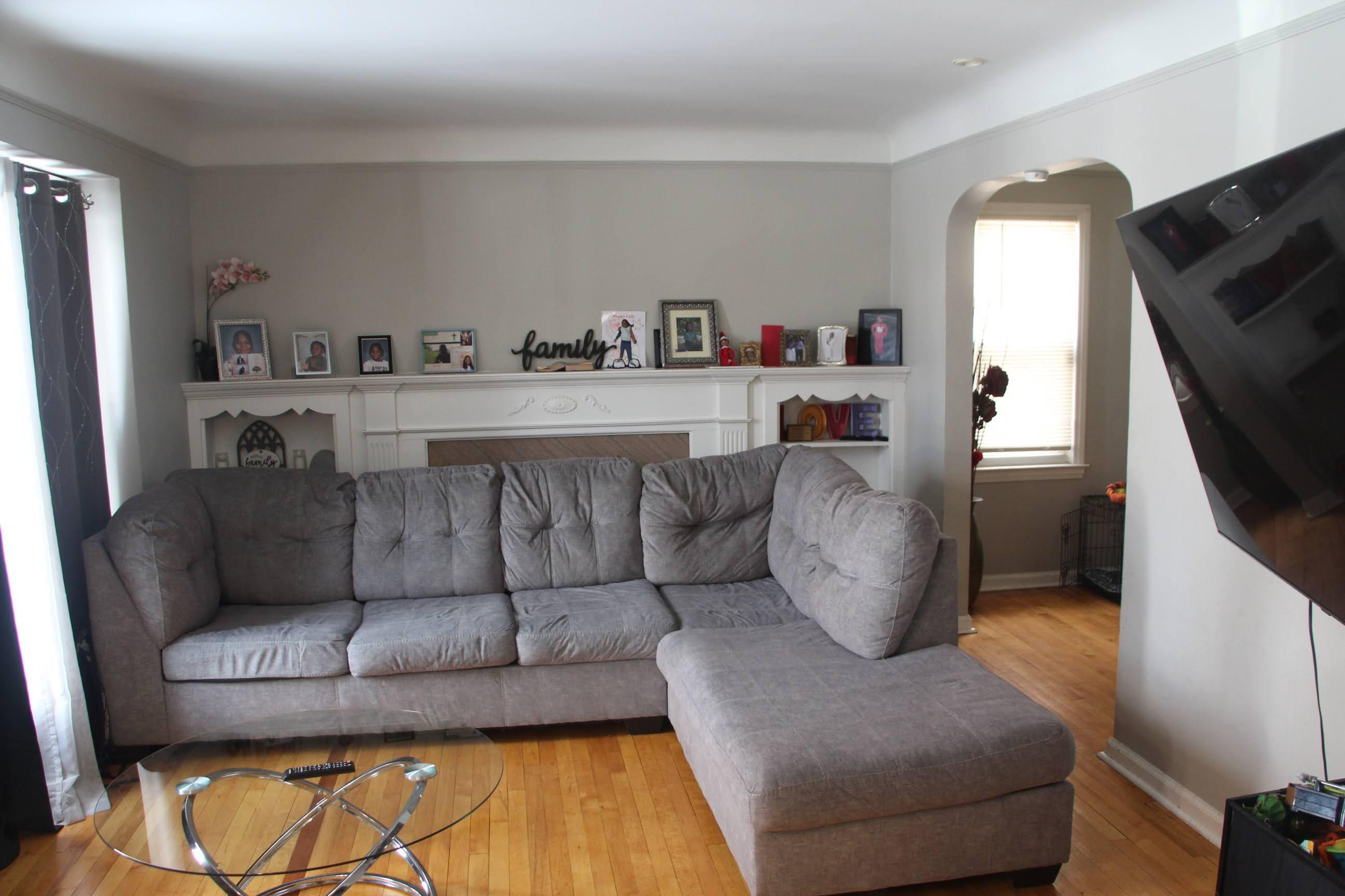 13427 Pembroke Avenue