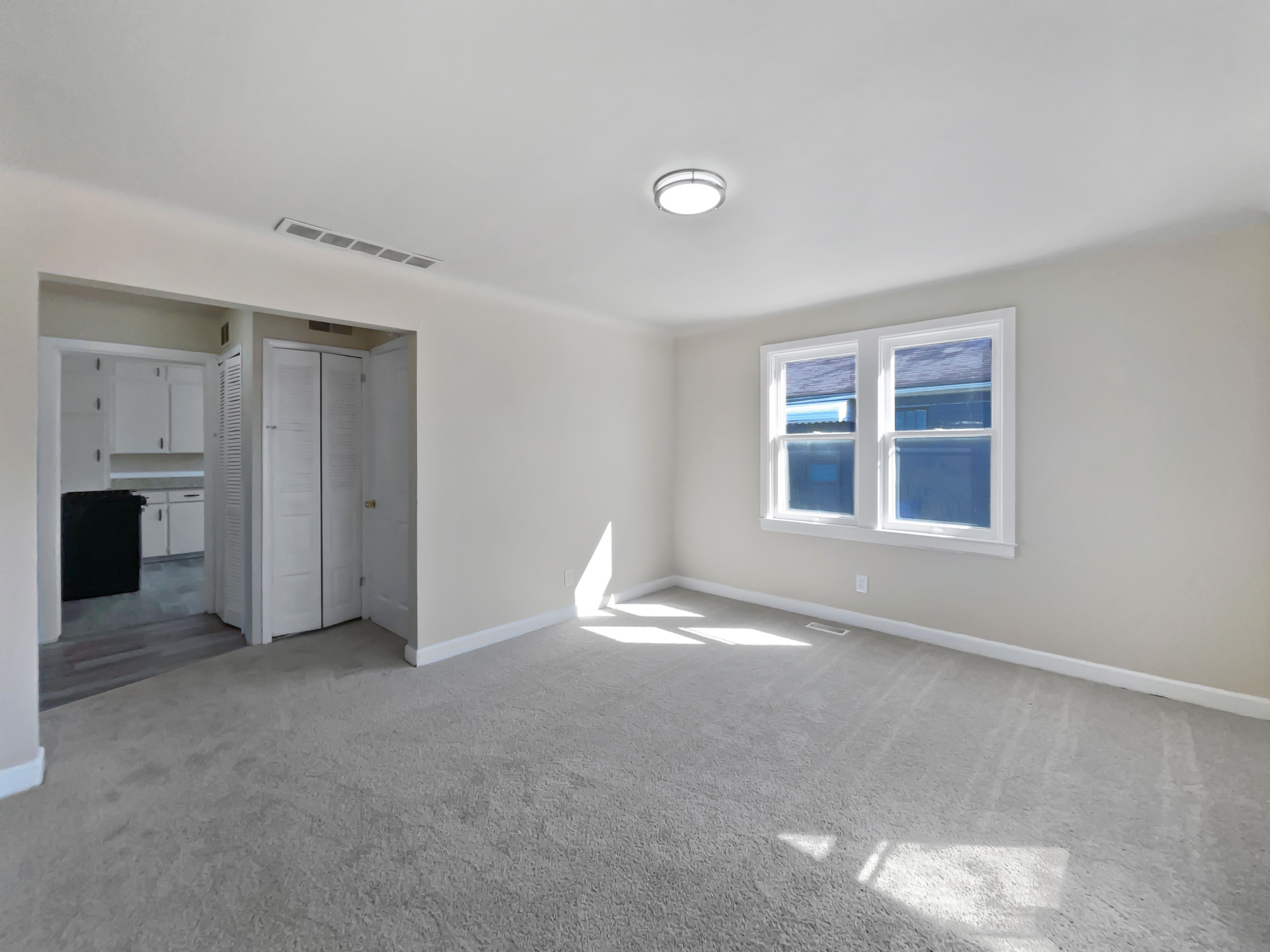 1927 JARVIS Avenue