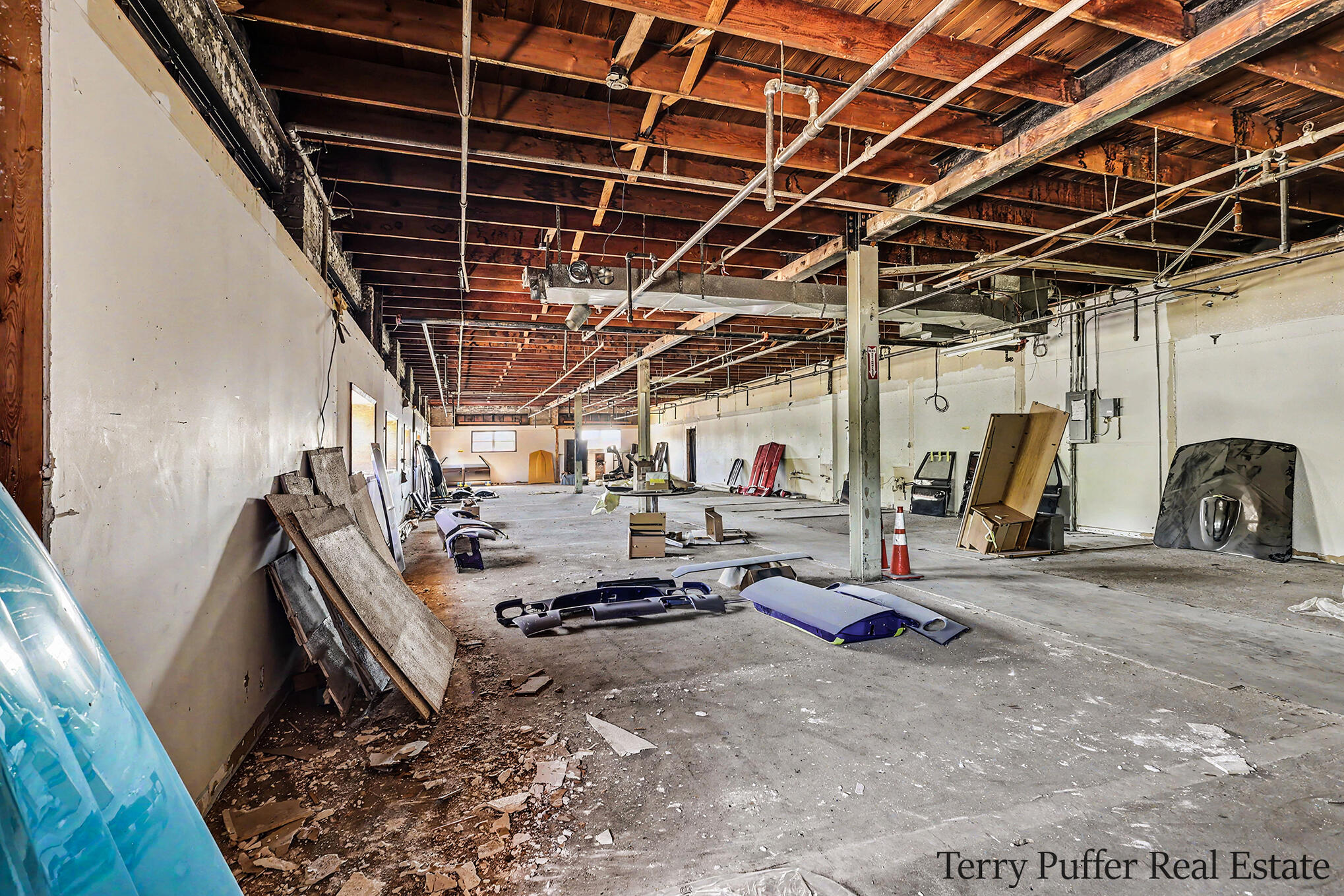 143 W Sherman Boulevard Unit 6