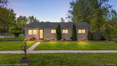 27001 Stacy Street Taylor City MI 48180