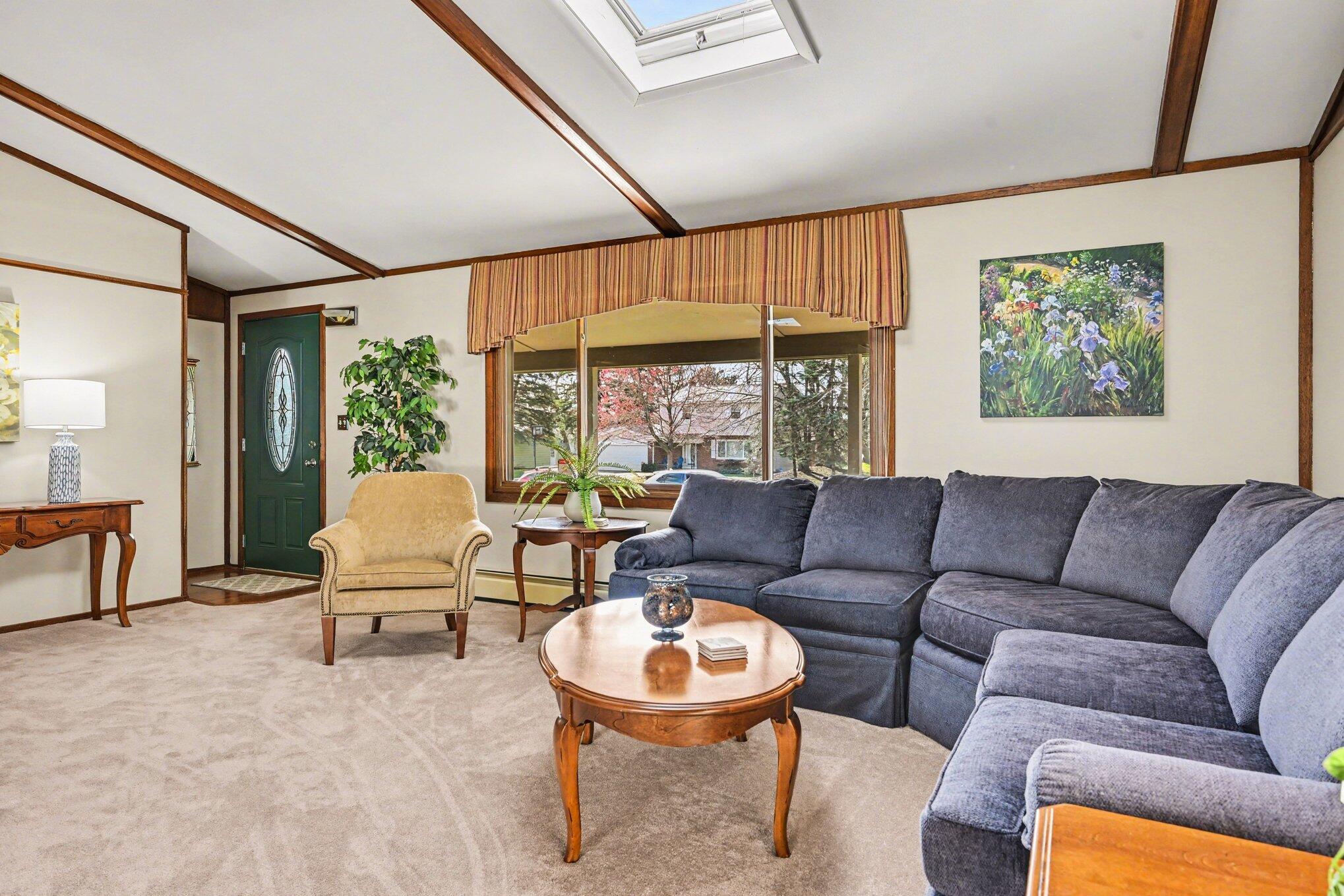 5260 Driftwood Avenue