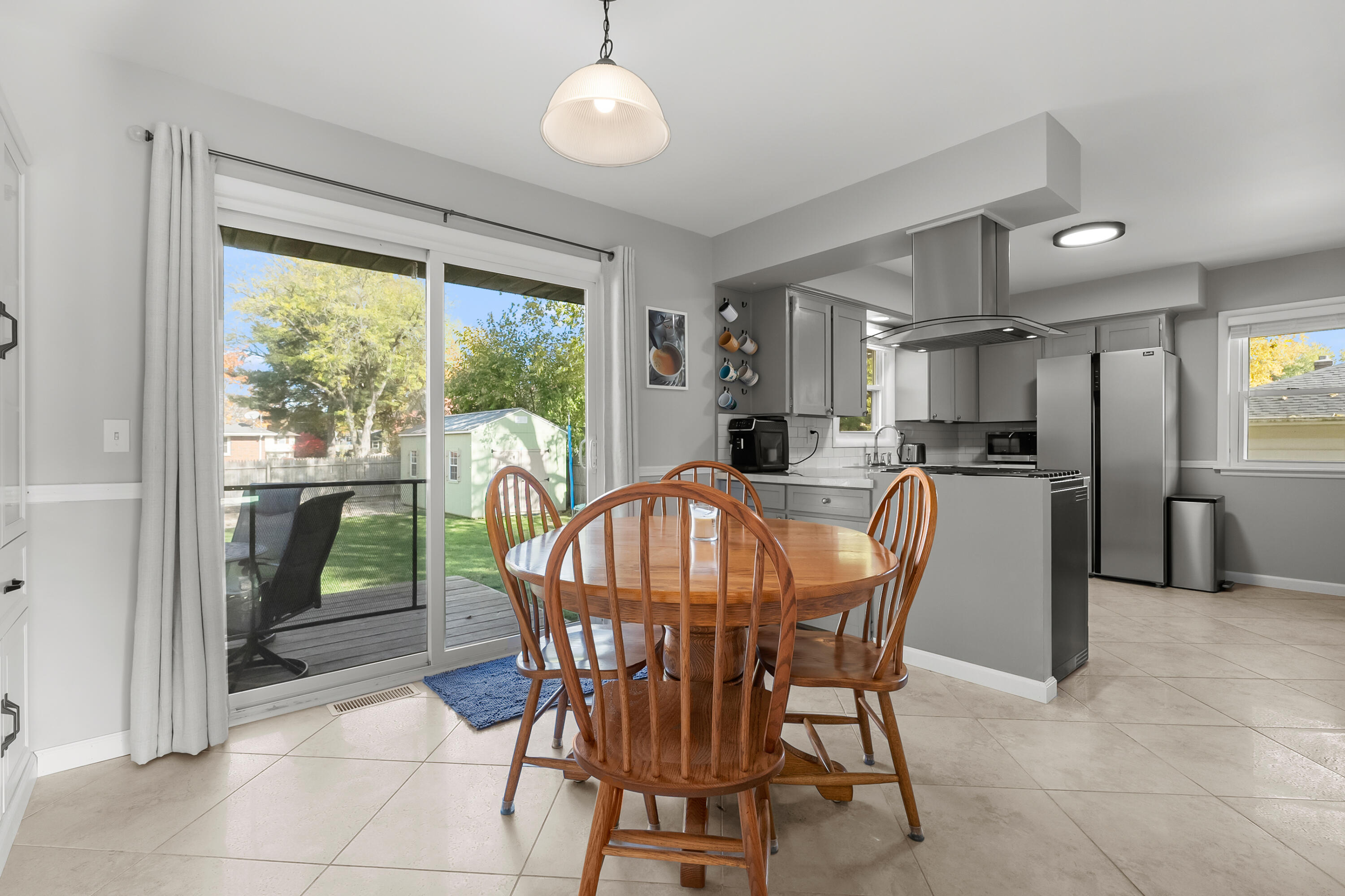 8387 Bluebird Avenue