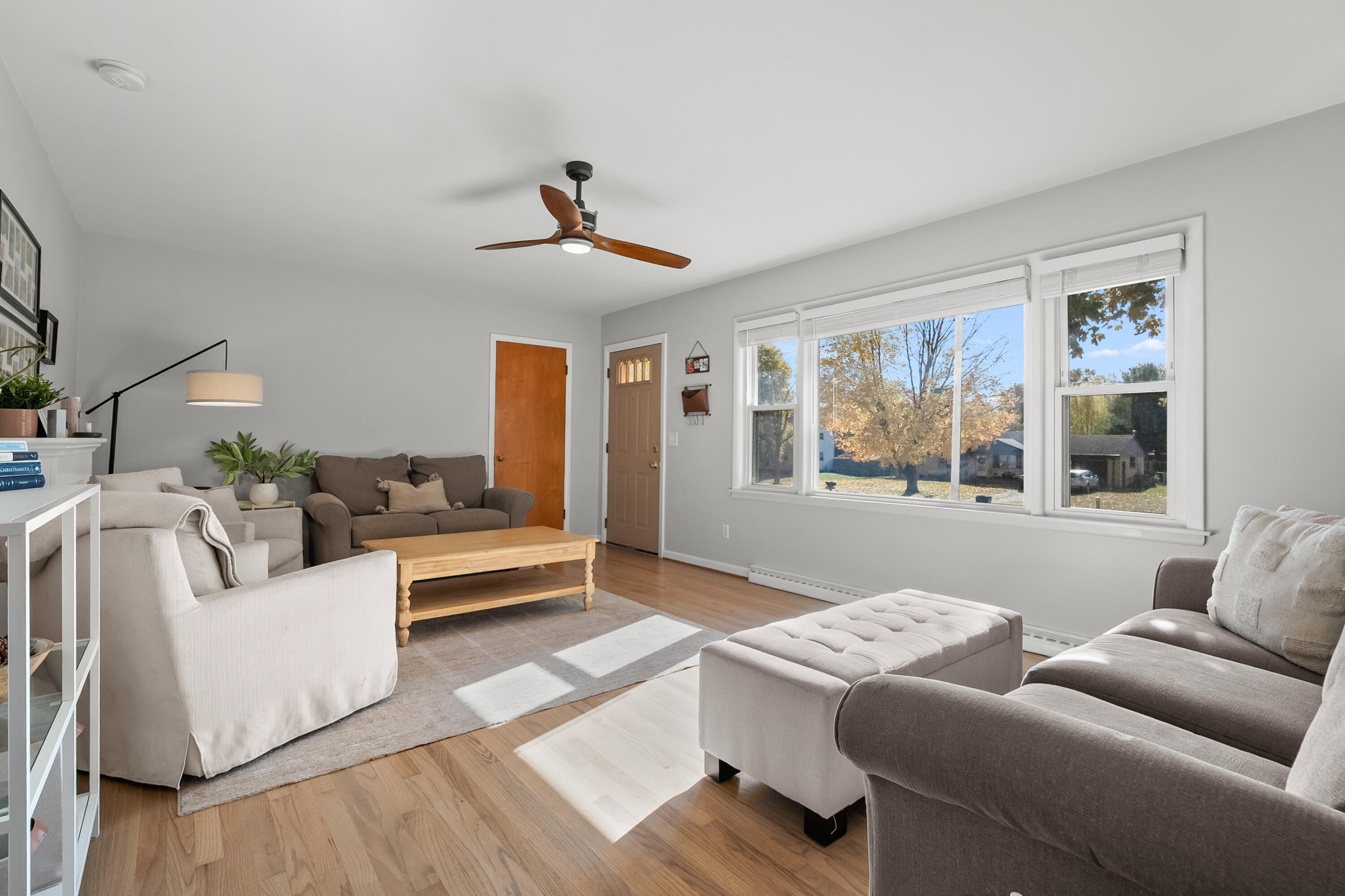 8387 Bluebird Avenue