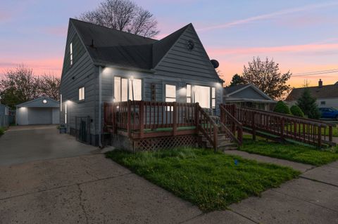 7044 CONTINENTAL Avenue Warren City Macomb MI 48091