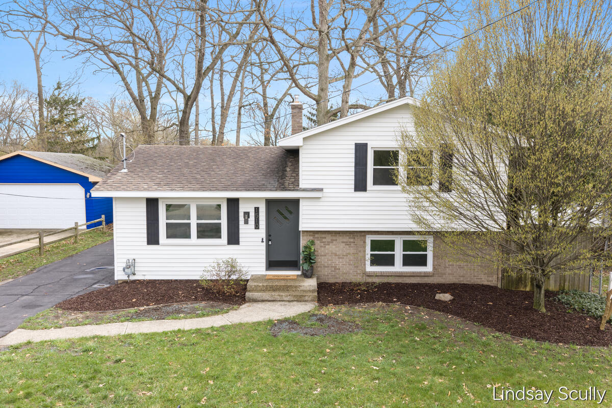 1510 Southlawn Drive SW