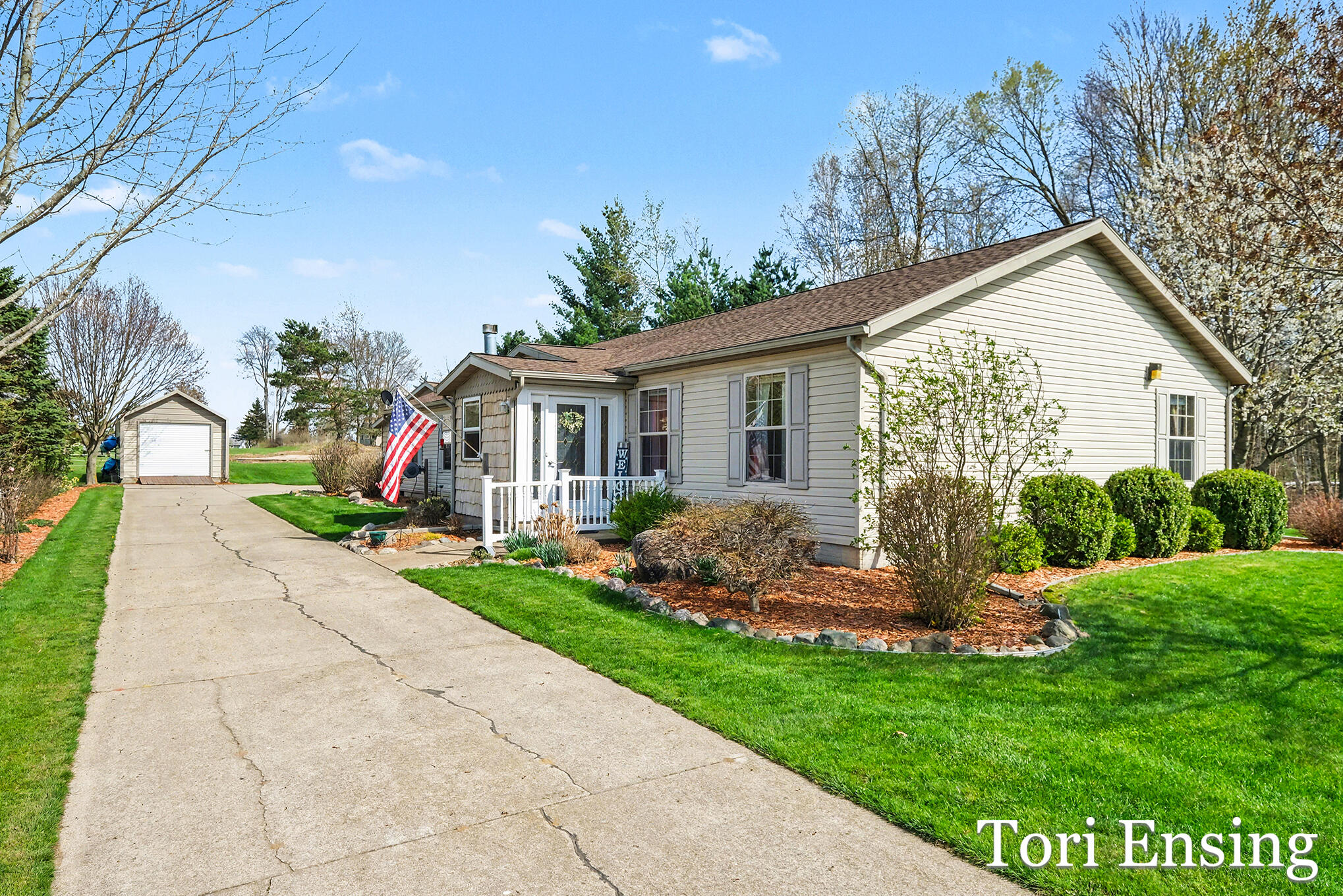 1235 Willow Drive