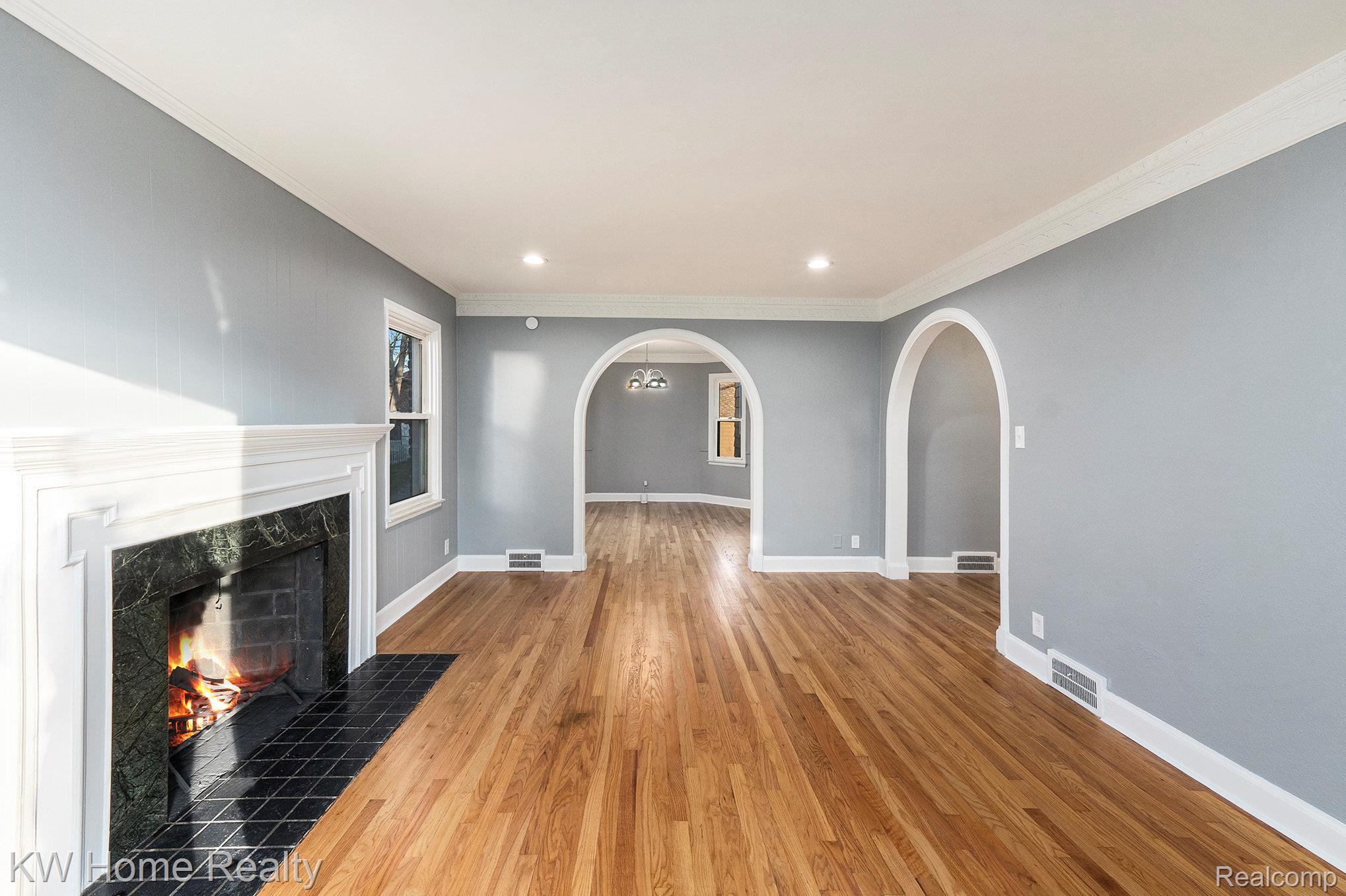 18904 Roselawn Street