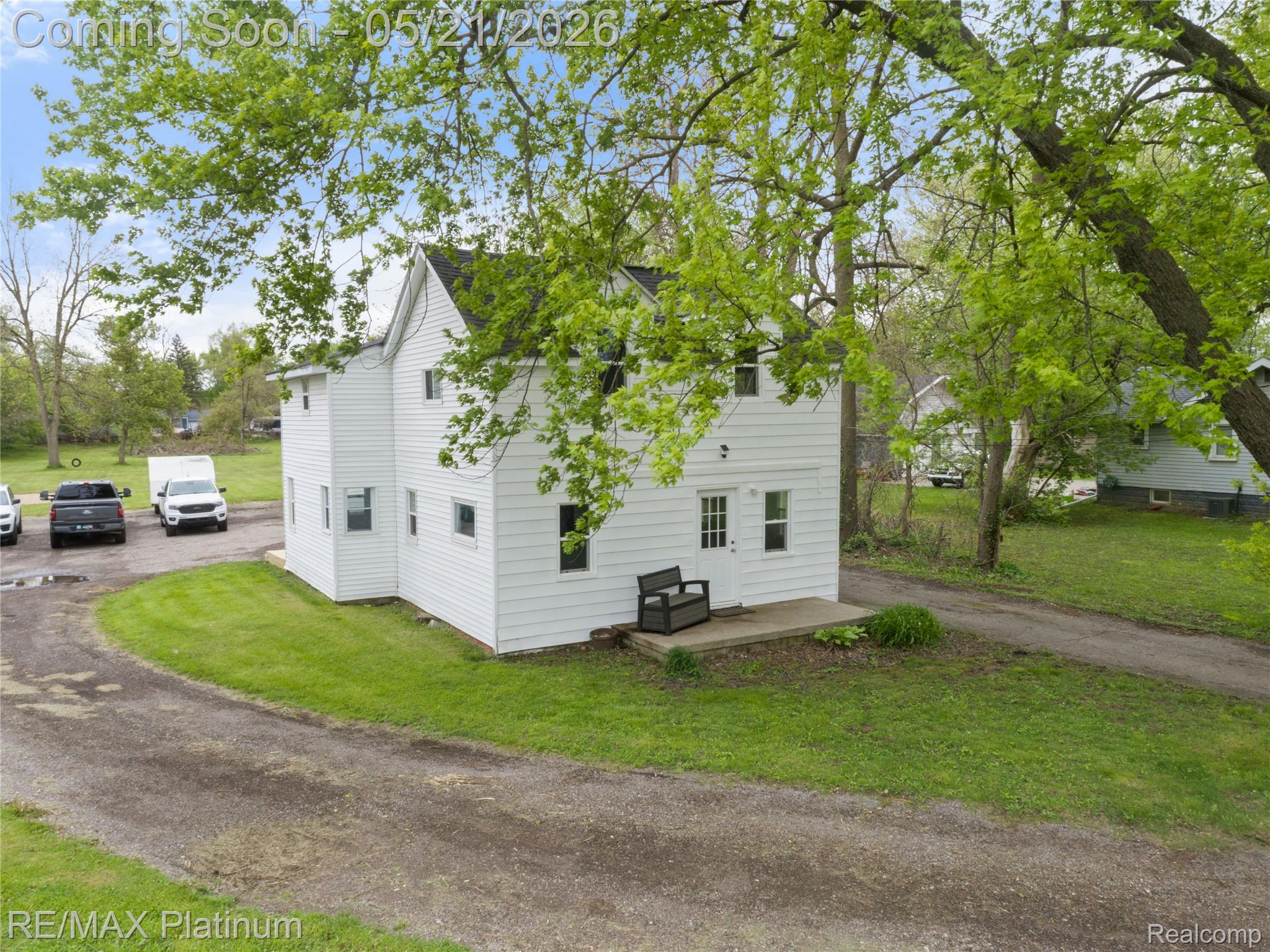 6116 Lapeer Road