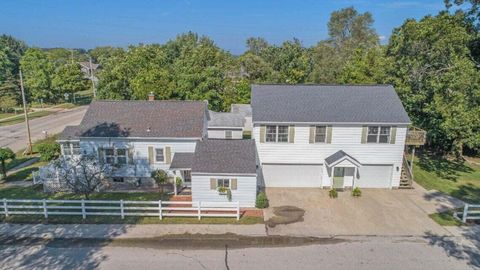 206 N Lake Avenue A & B Spring Lake Village MI 49456