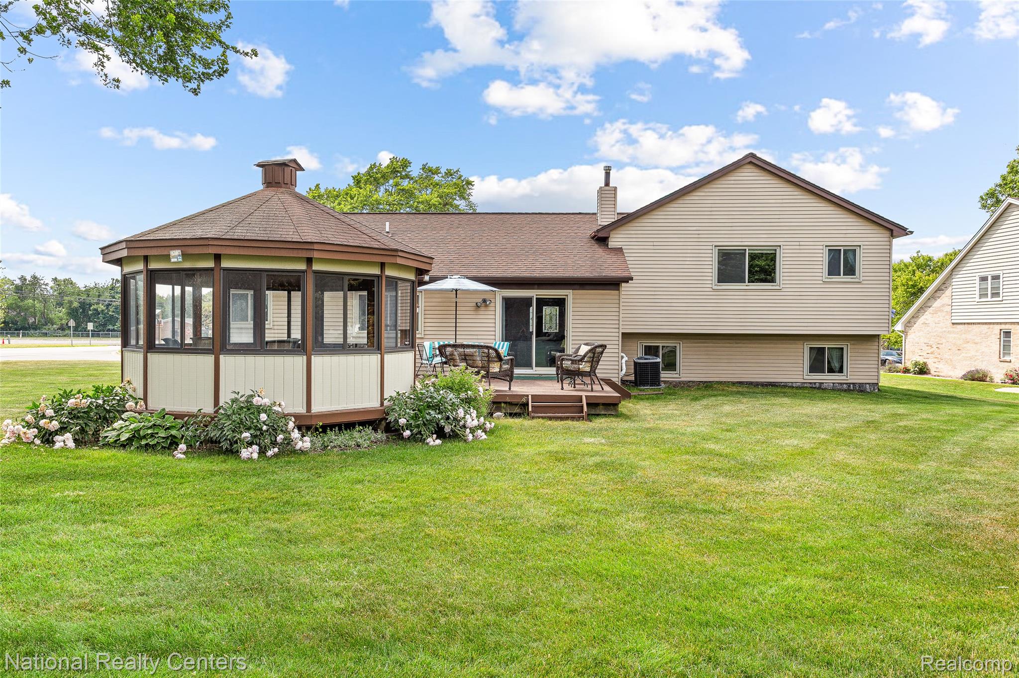 1306 Bishops Terrace