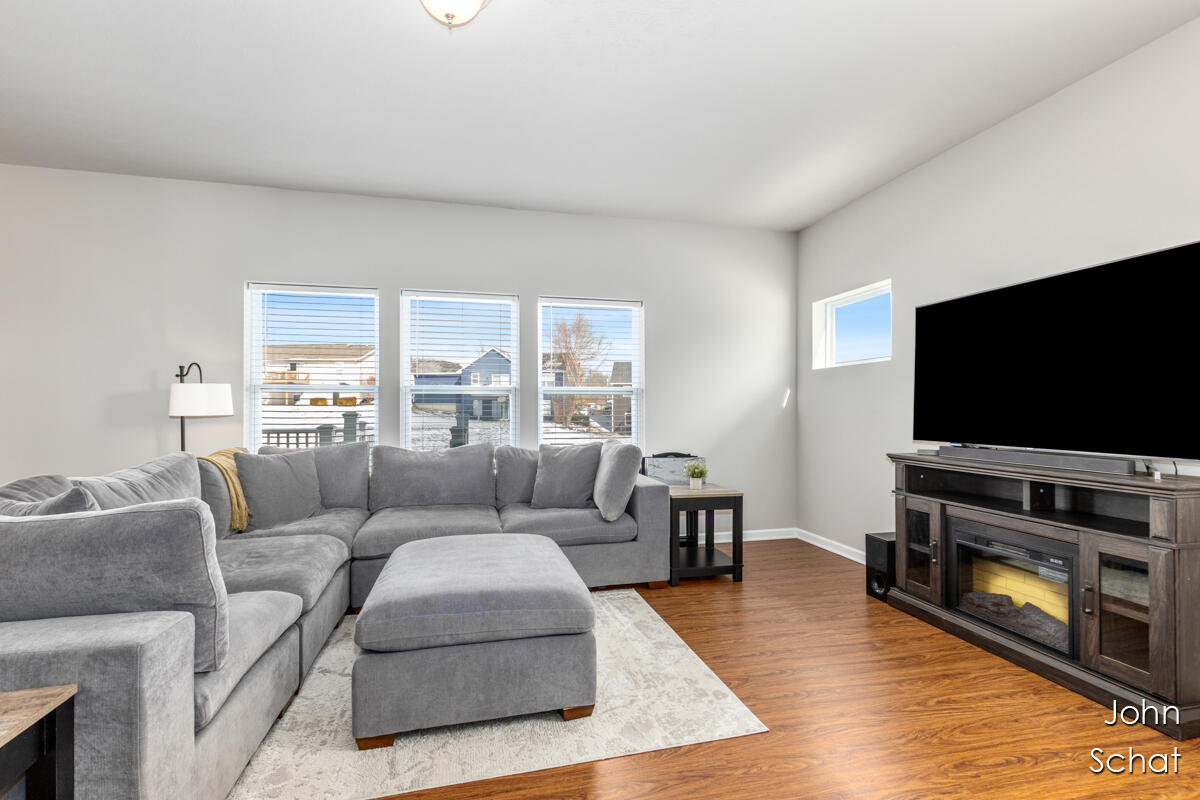 820 View Pointe Drive