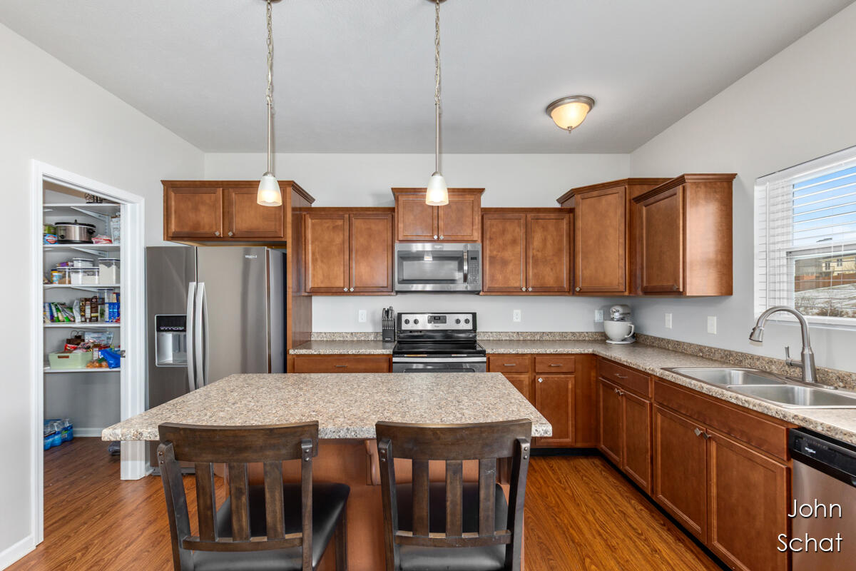 820 View Pointe Drive