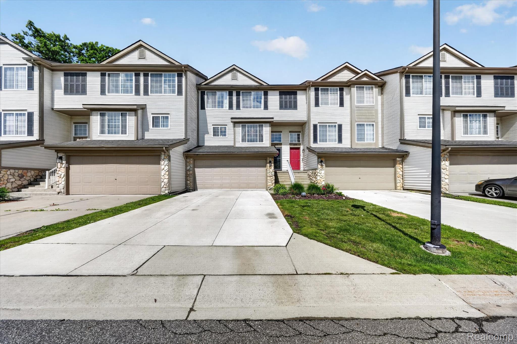 217 Oak Ridge Drive