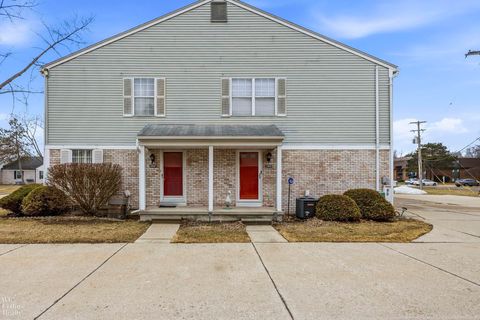 24649 N Meadow Road Harrison Charter Township MI 48045