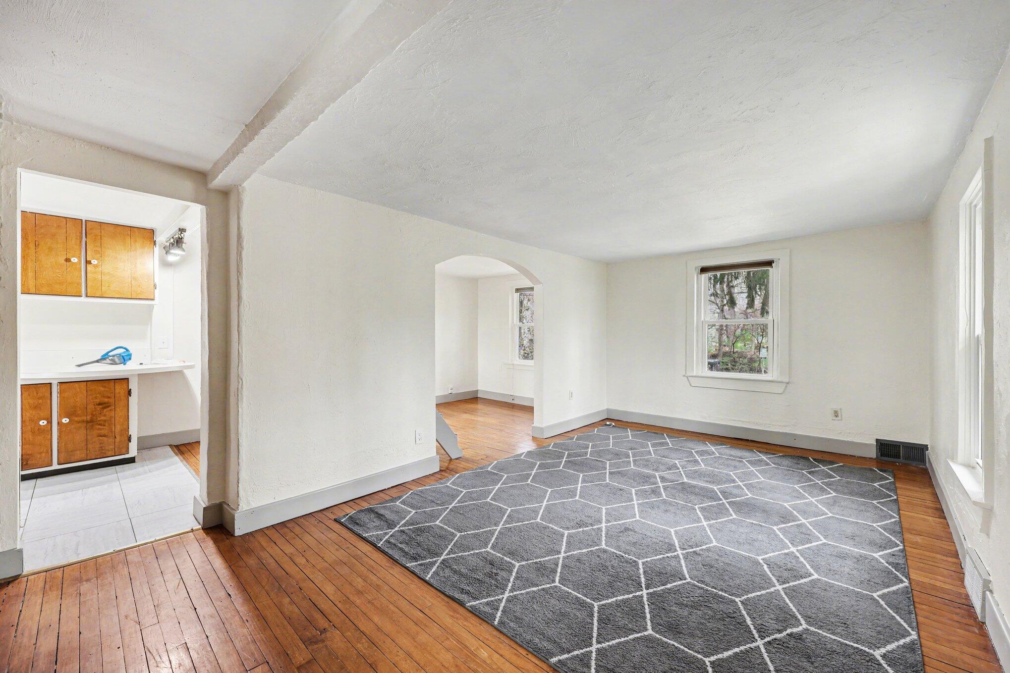 1326 Traver Street
