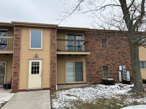 34650 Clarkson Drive W 43 Fraser City MI 48026