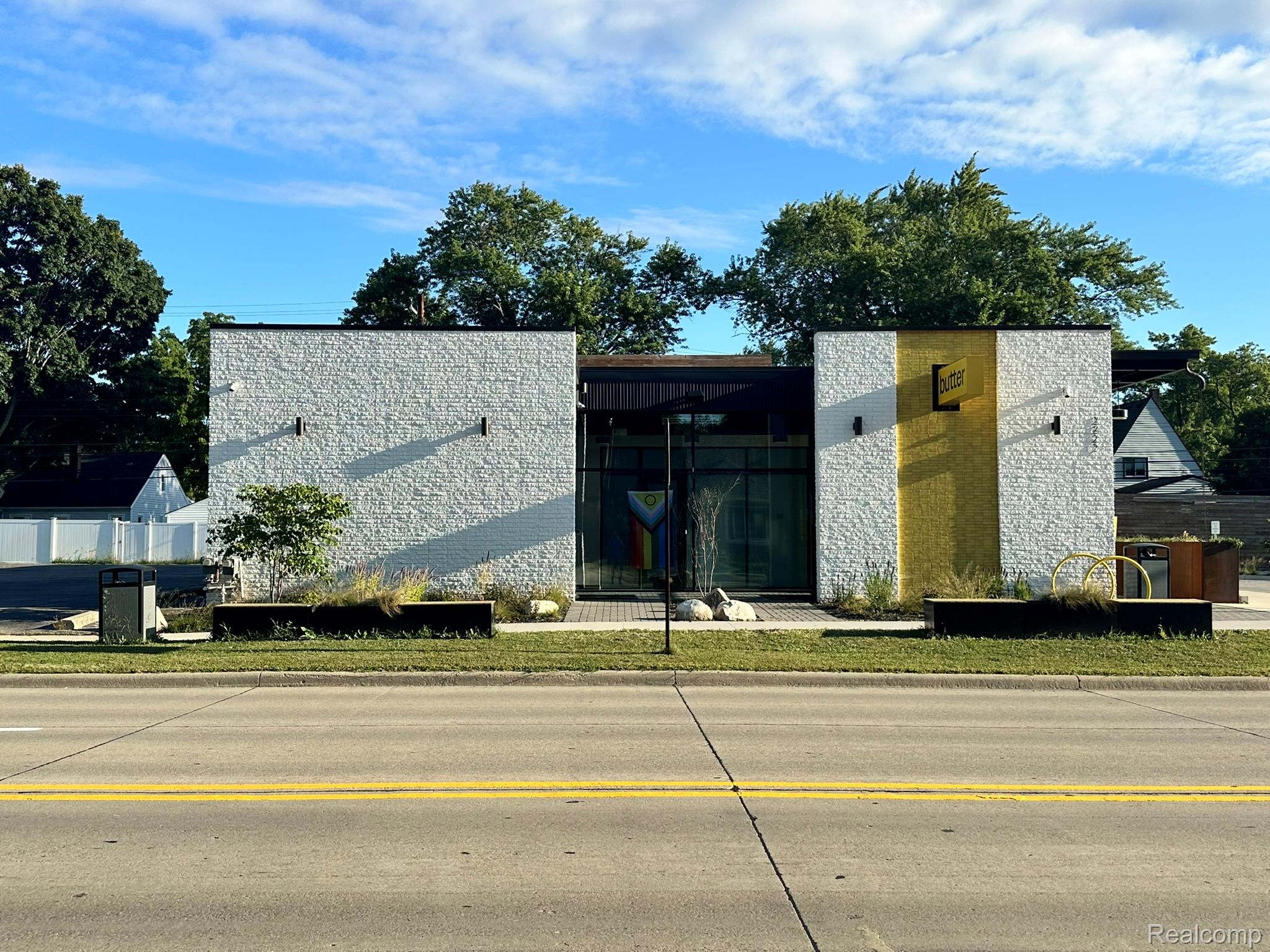 2222 West 11 Mile Road Road