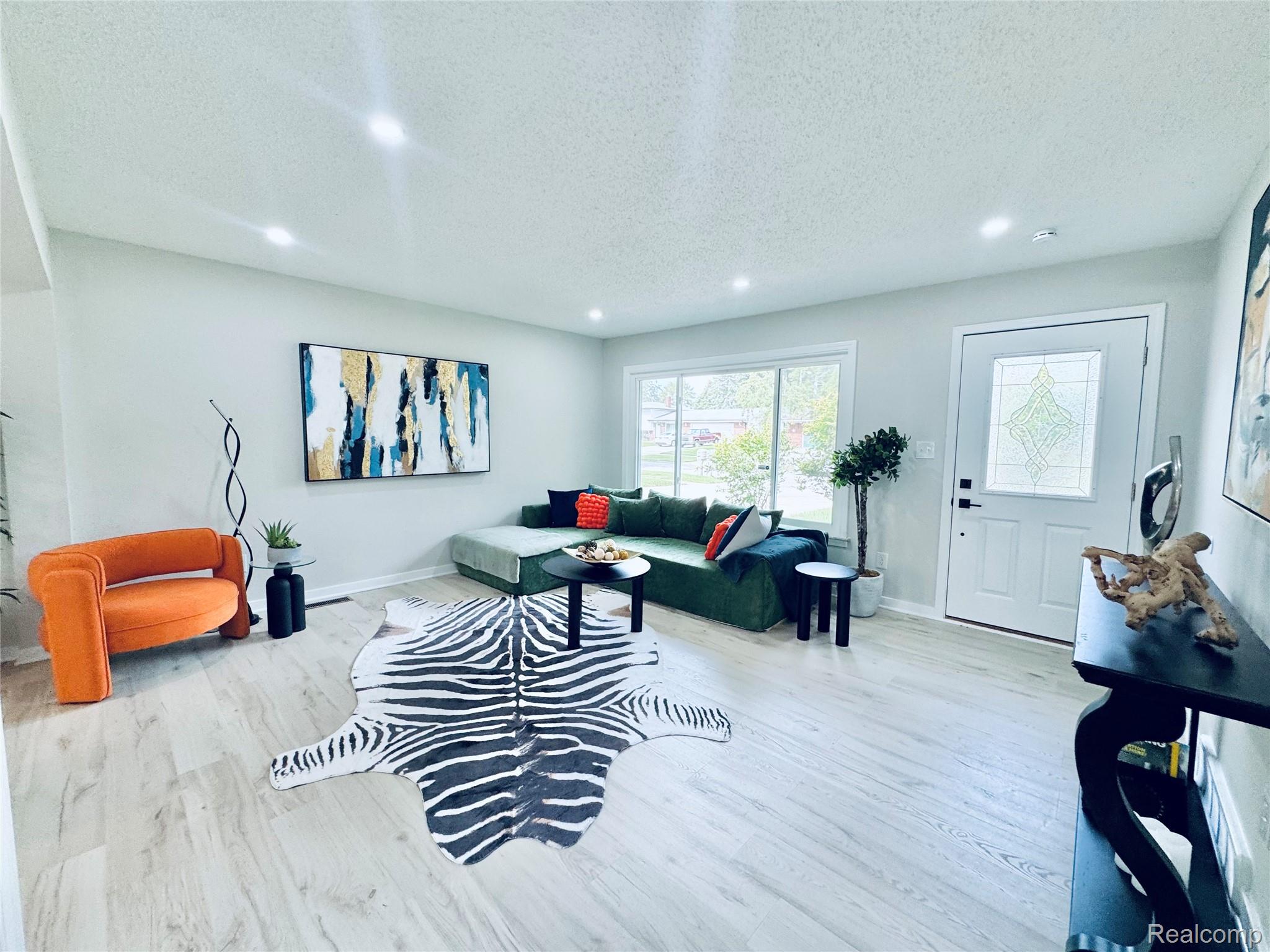 5779 Strathdon Way