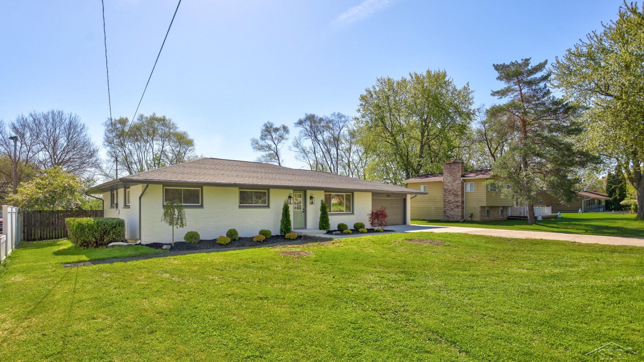 3950 N Thomas Road