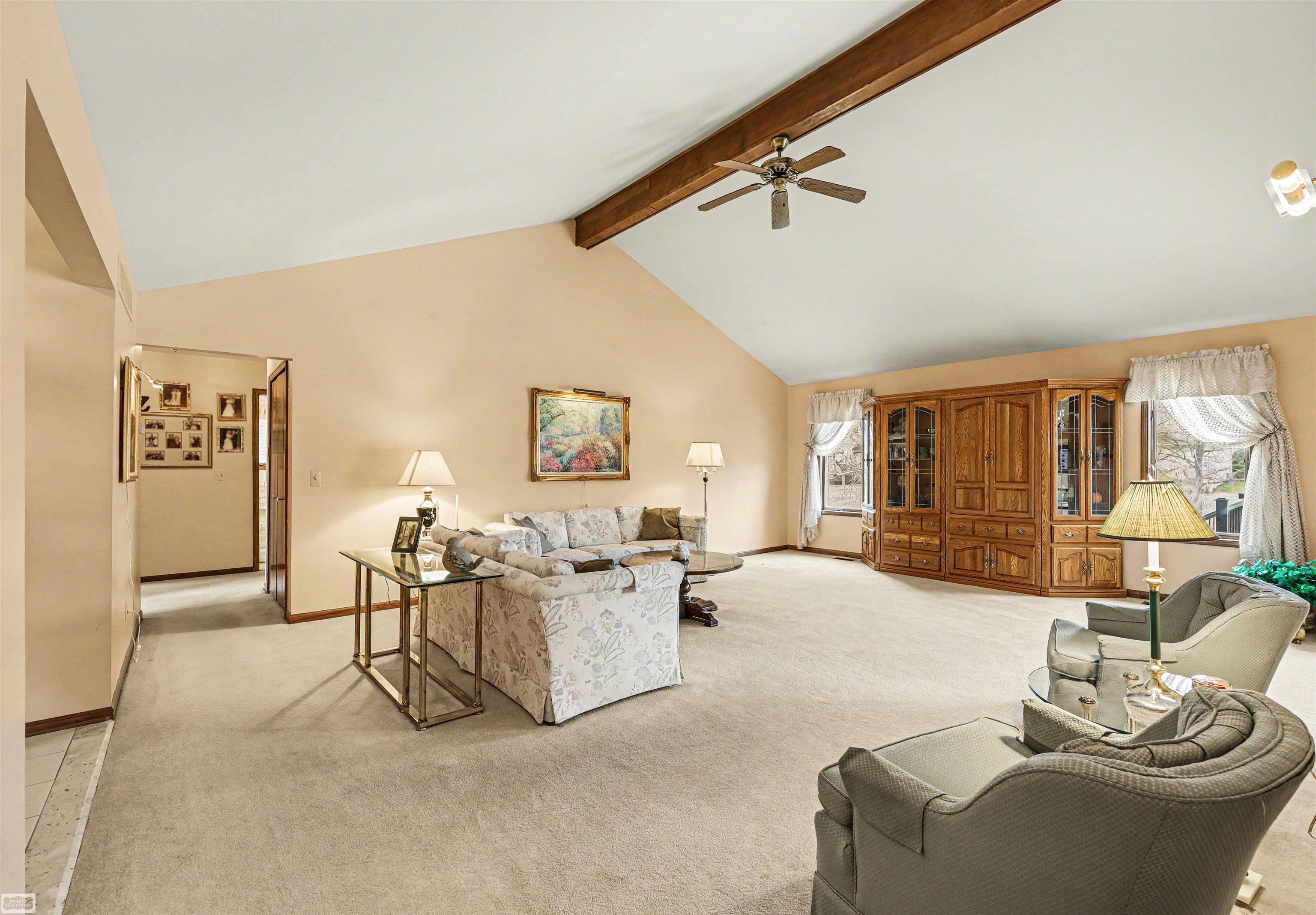 52415 Ridgeway Drive