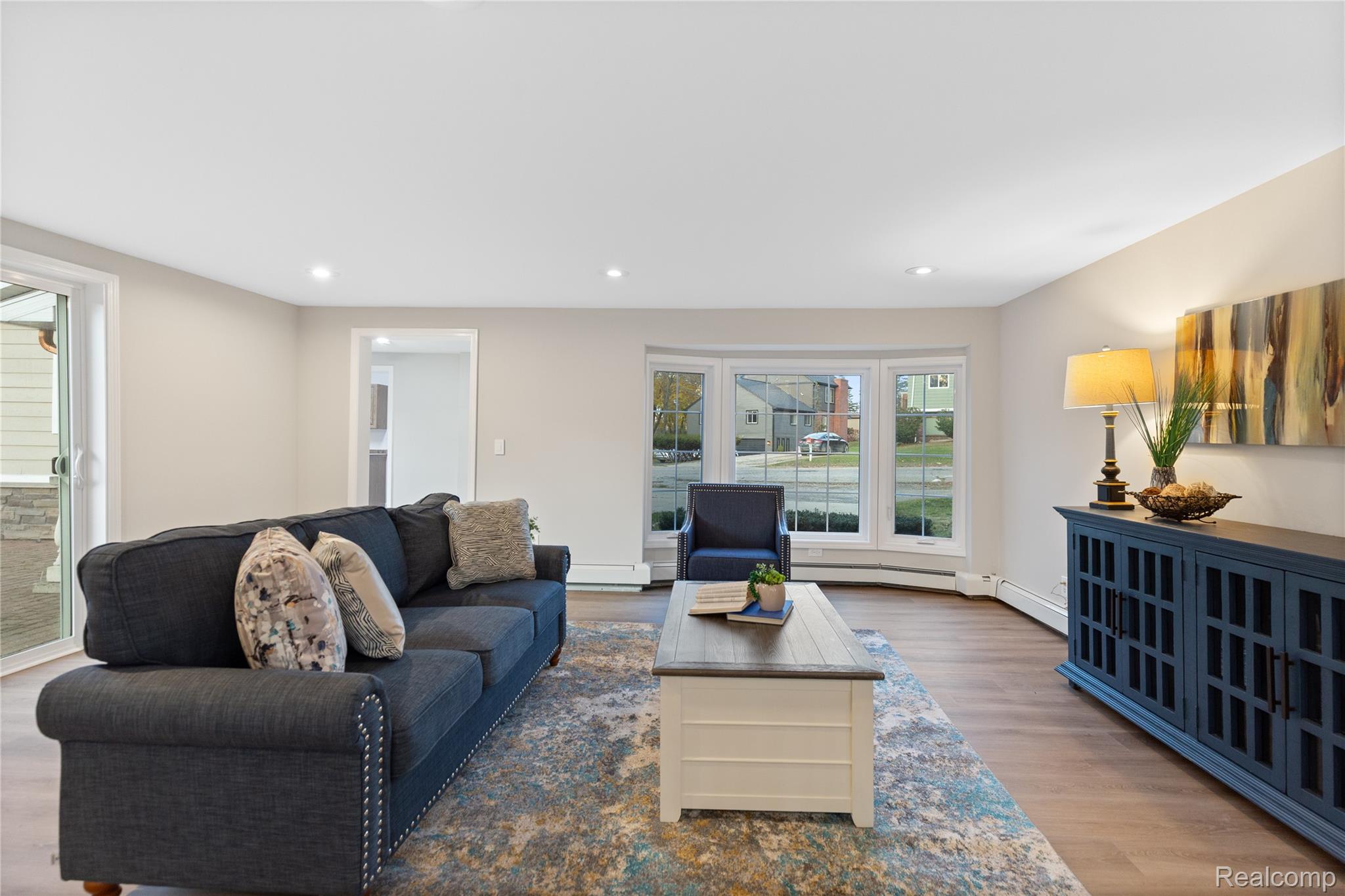 2060 Dunwoodie Street