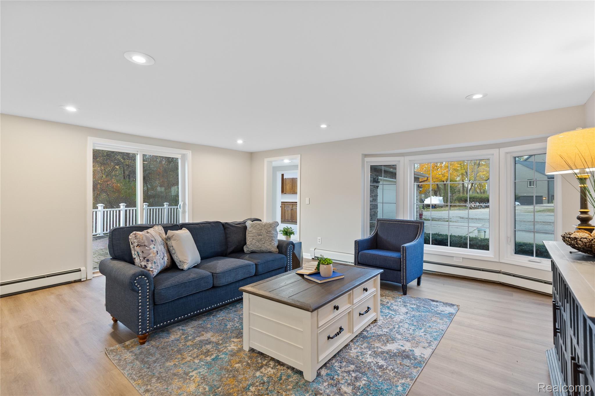 2060 Dunwoodie Street