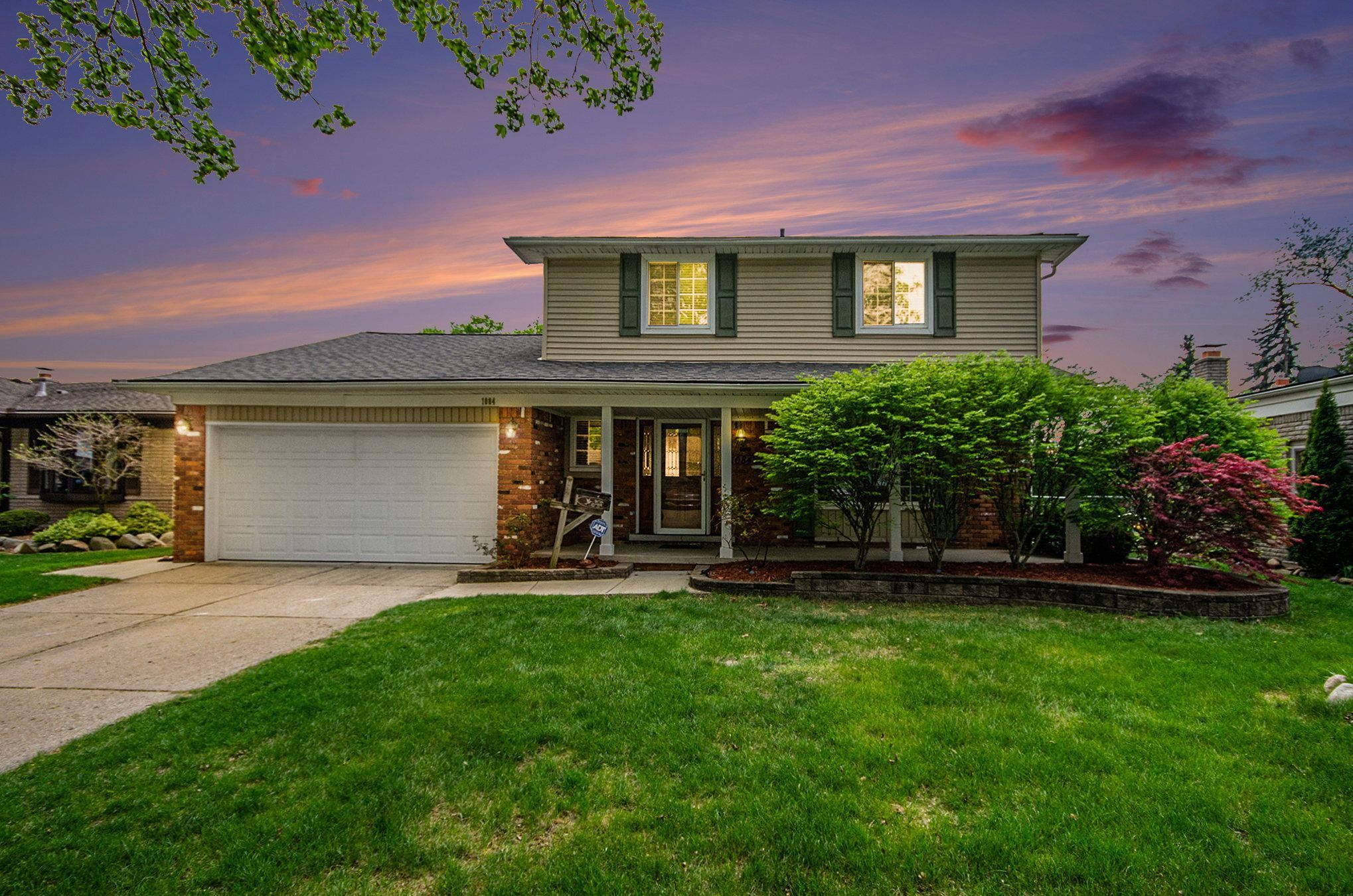 1084 CHARRINGTON Drive