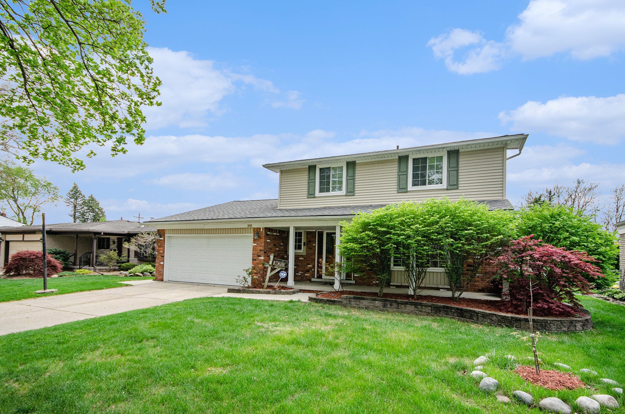 1084 CHARRINGTON Drive