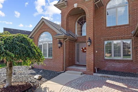 1628 Royal Birkdale Drive Oxford Charter Township MI 48371