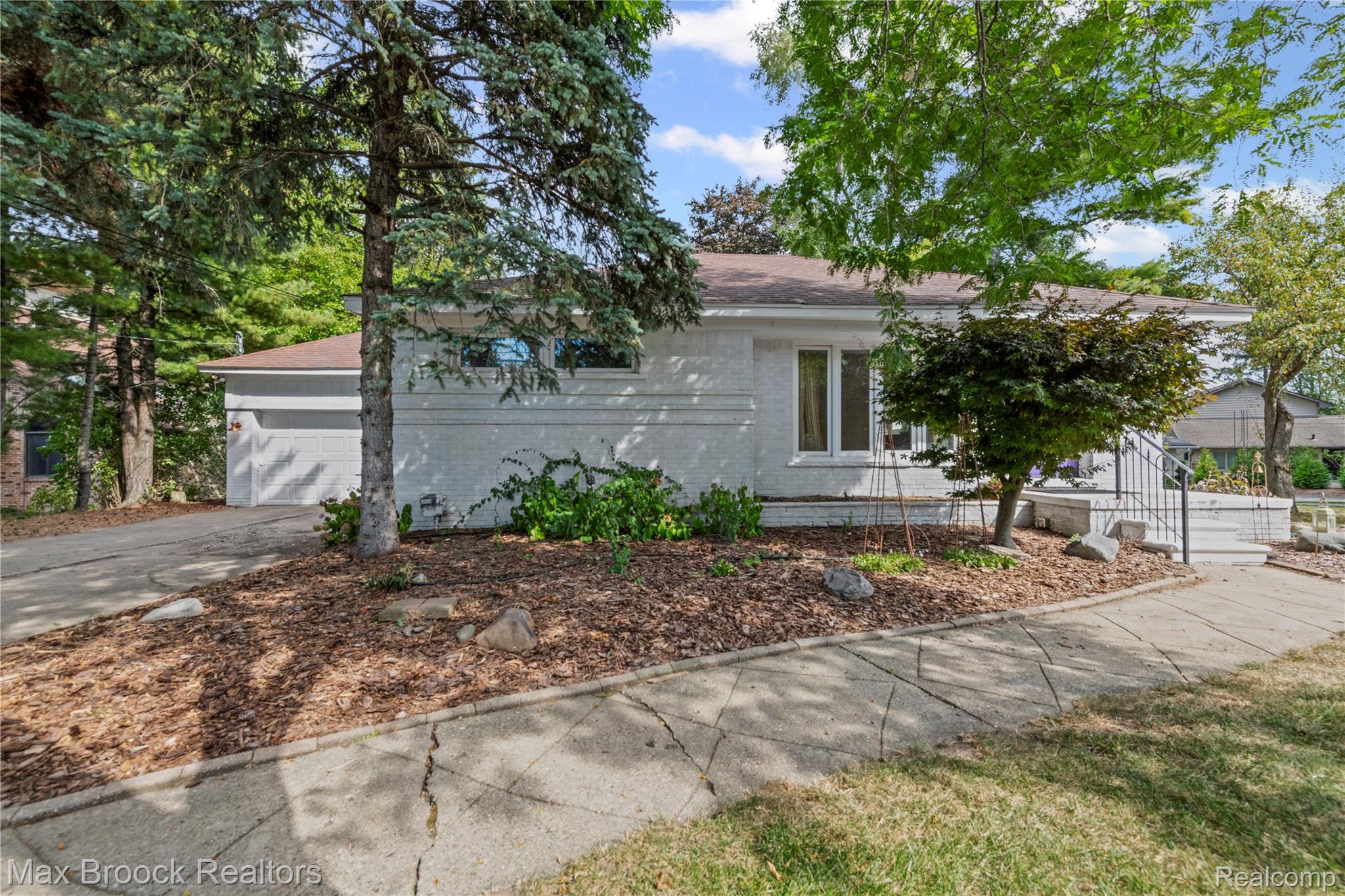 2665 Middlebelt Road