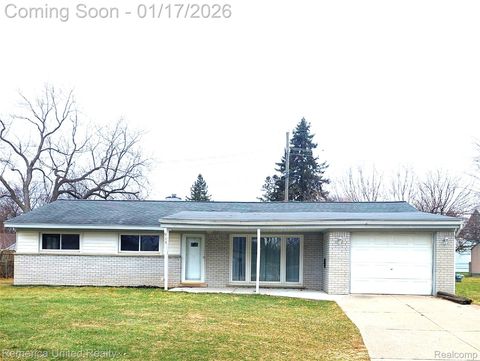 945 N Commerce Road N Commerce Charter Township MI 48382