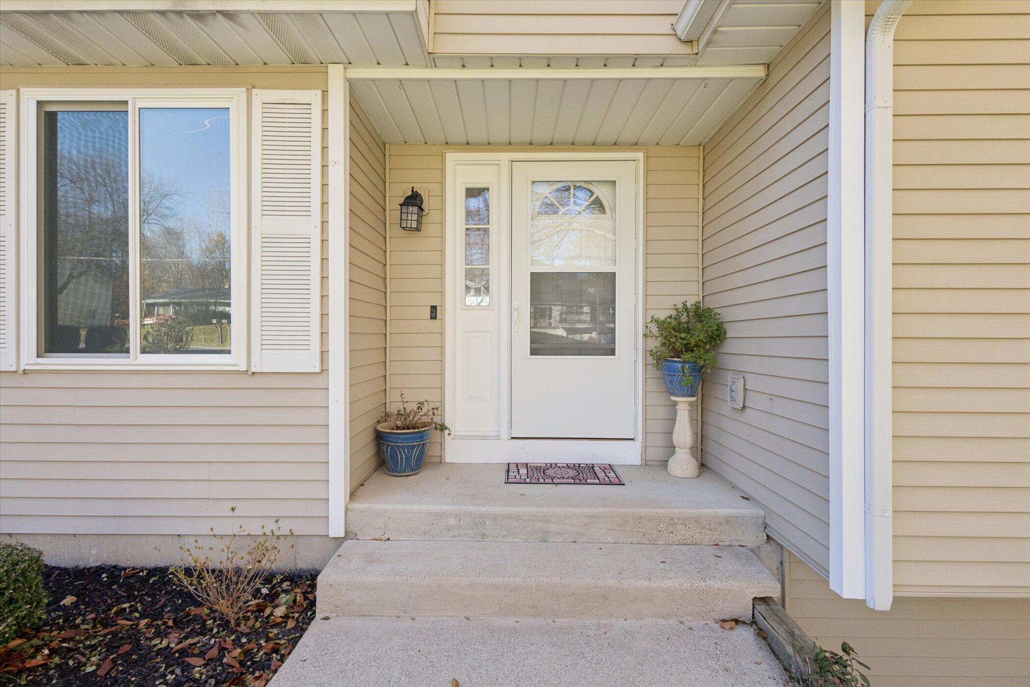 3039 Jeanlin Drive SE