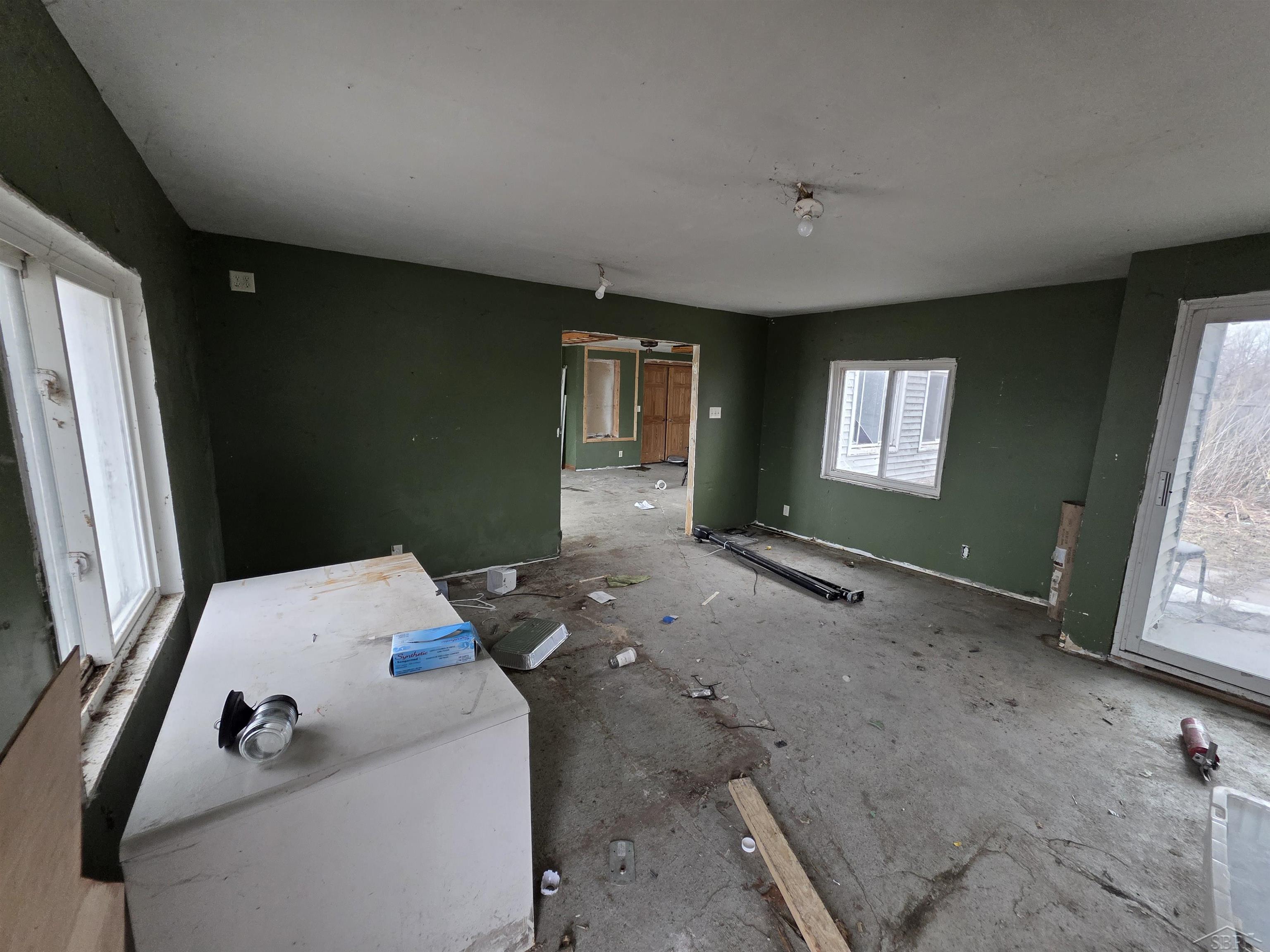 2418 wetters Road