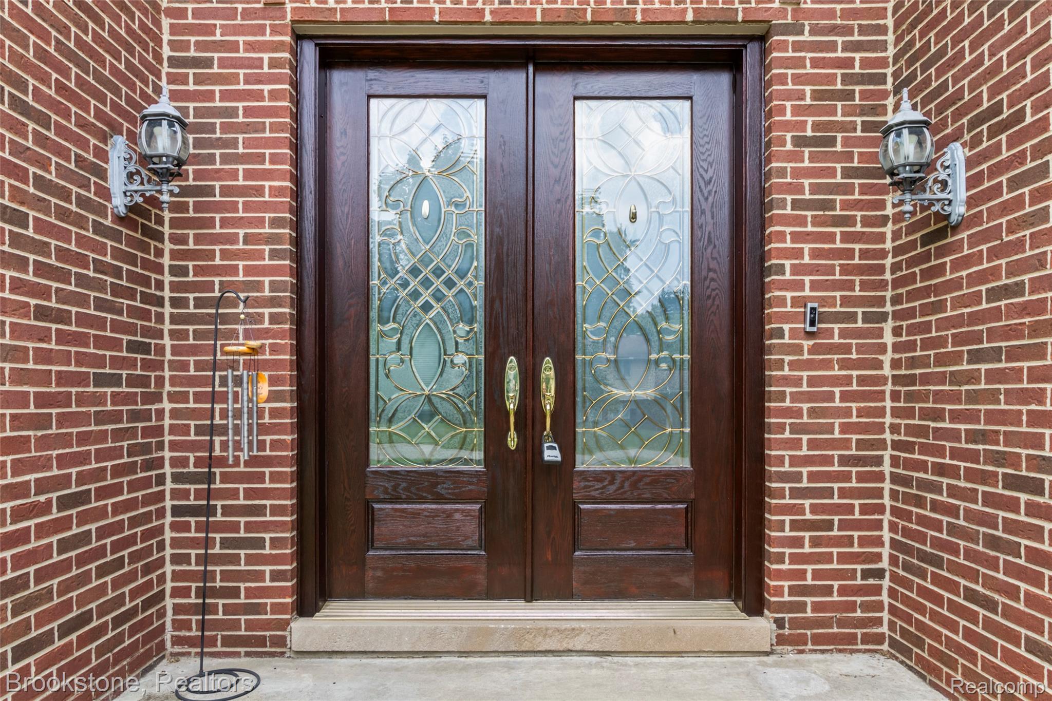 2115 ALDWIN Drive