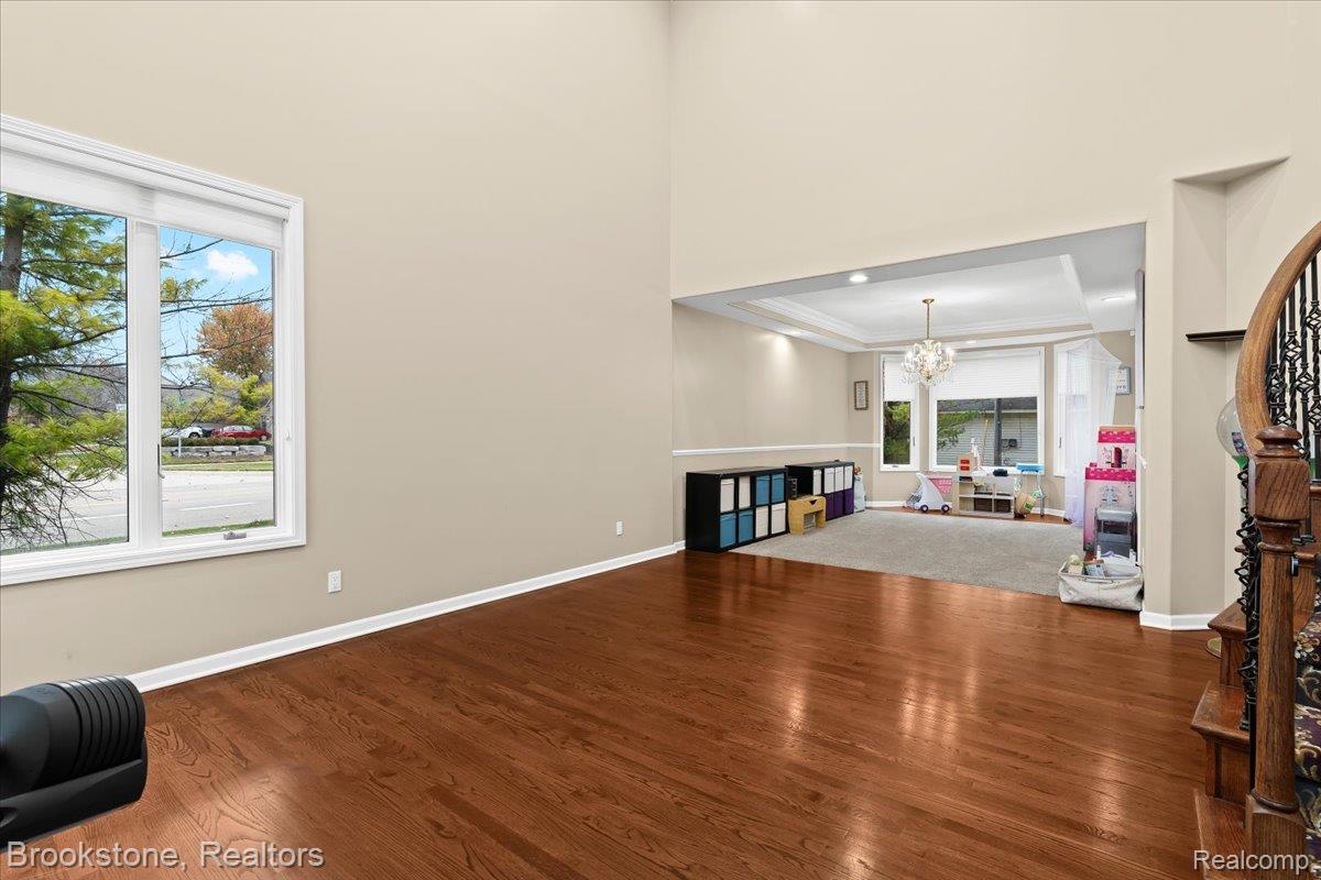 2115 ALDWIN Drive