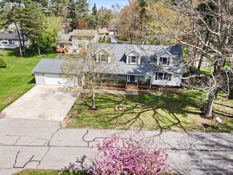 2473 Rose Street Oceola Township MI 48843
