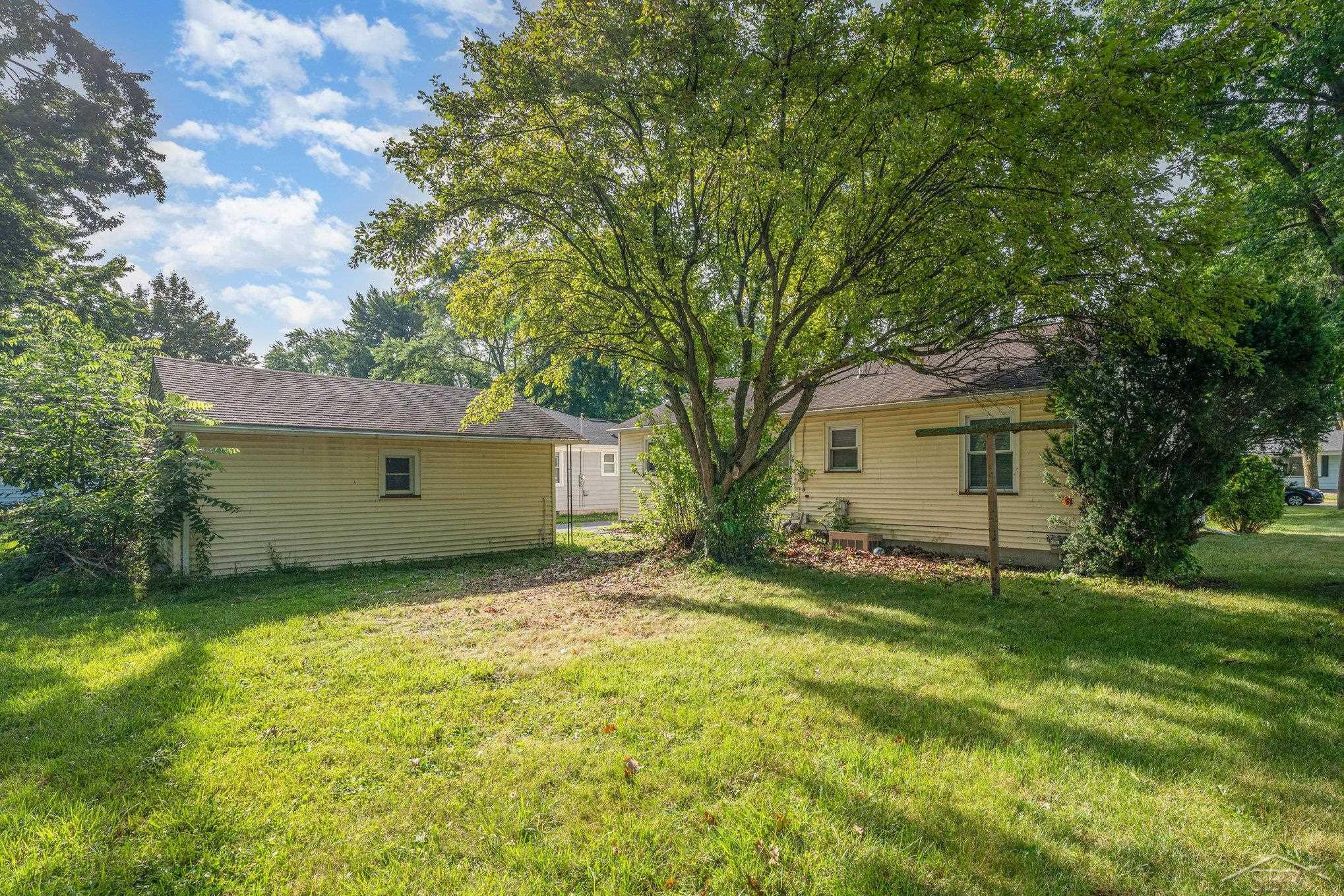 Zilwaukee City, Michigan 48604, United States, 2 Bedrooms Bedrooms, ,1 BathroomBathrooms,Residential,Pending,181846