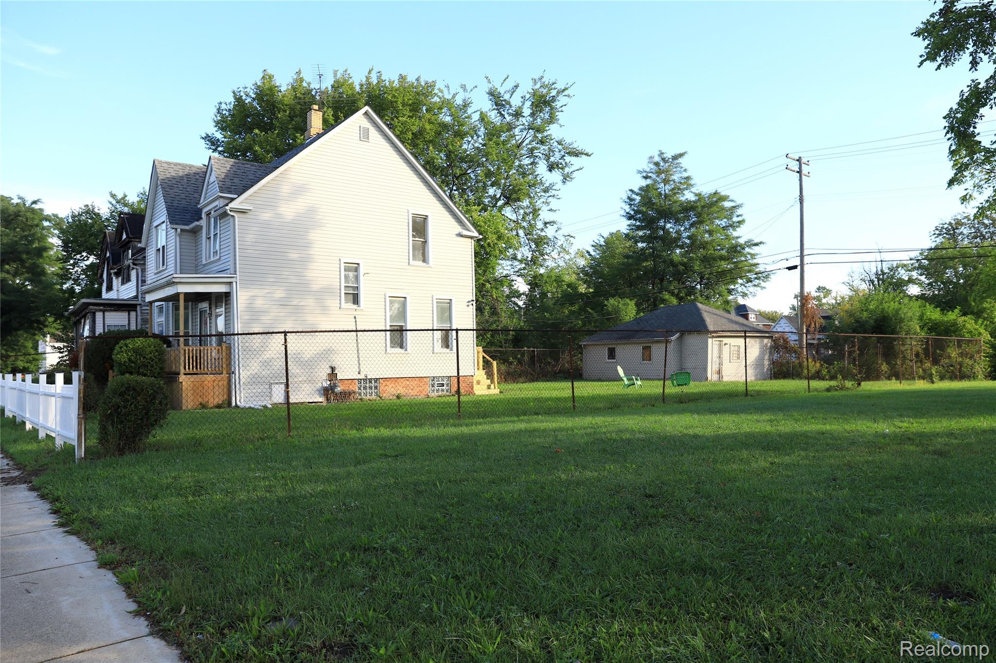 5738 Van Dyke Street