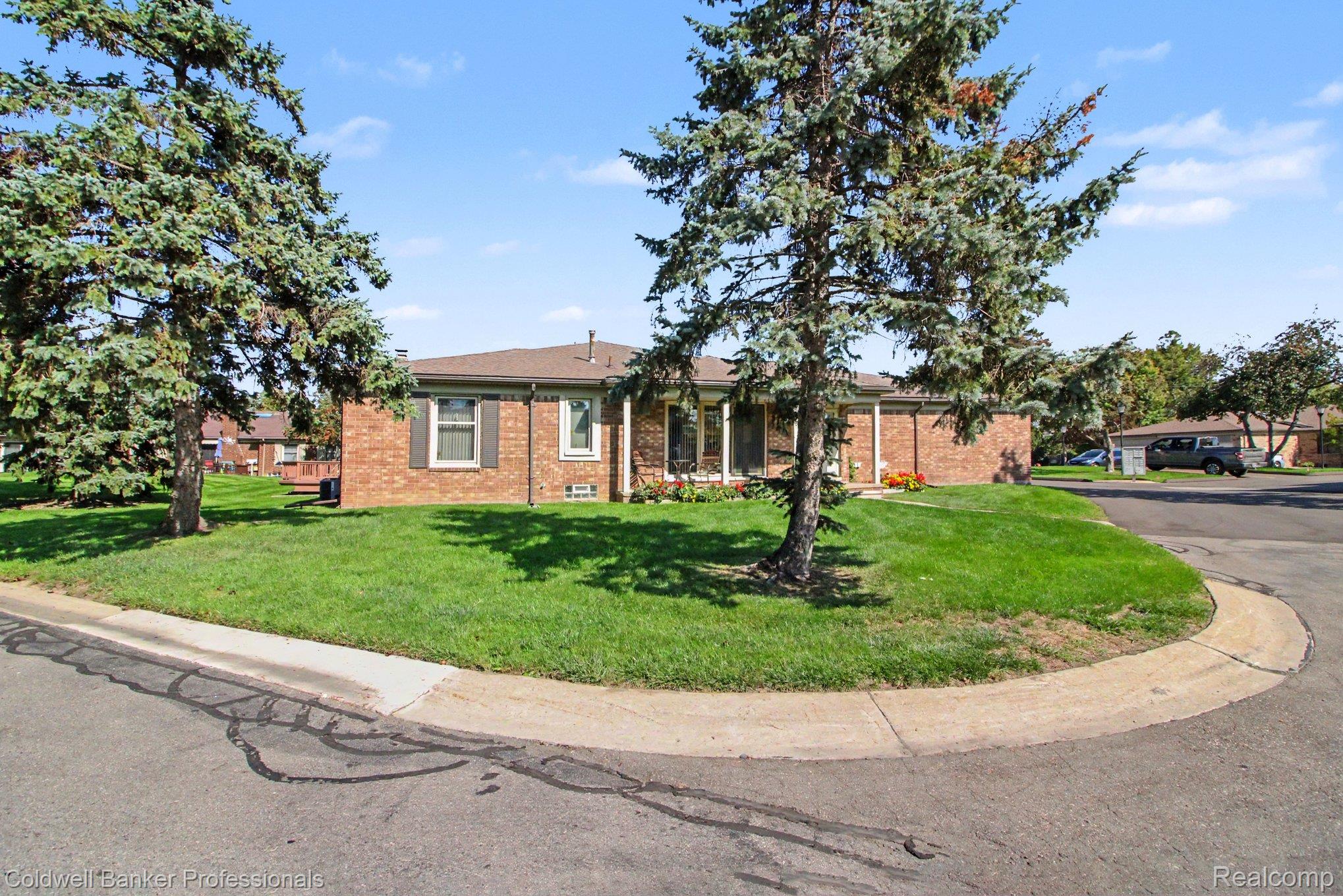 49280 Arlington Court