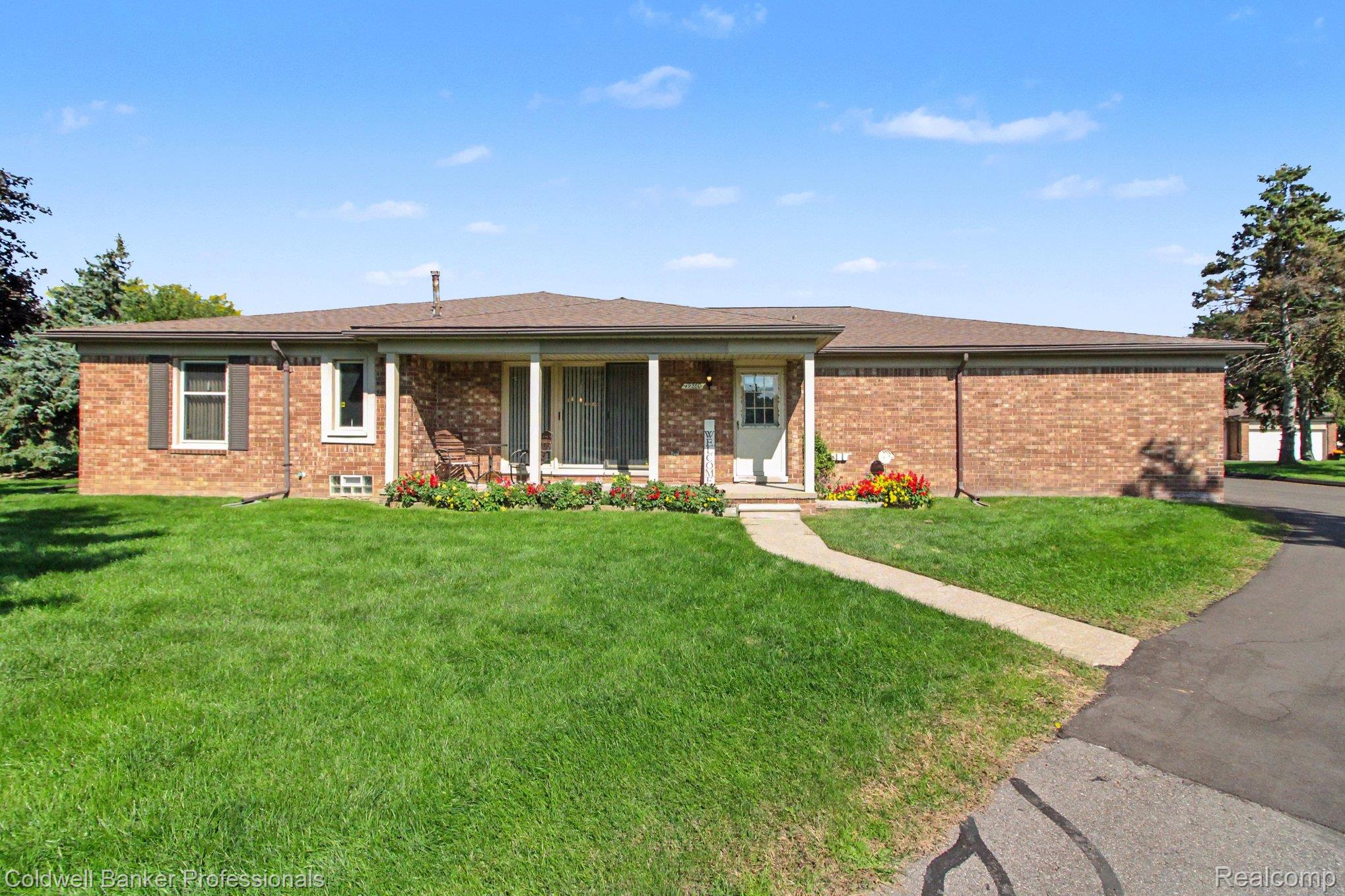 49280 Arlington Court