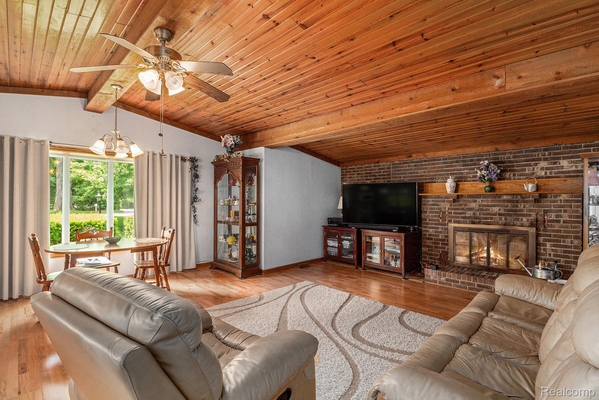 3277 Baldwin Road