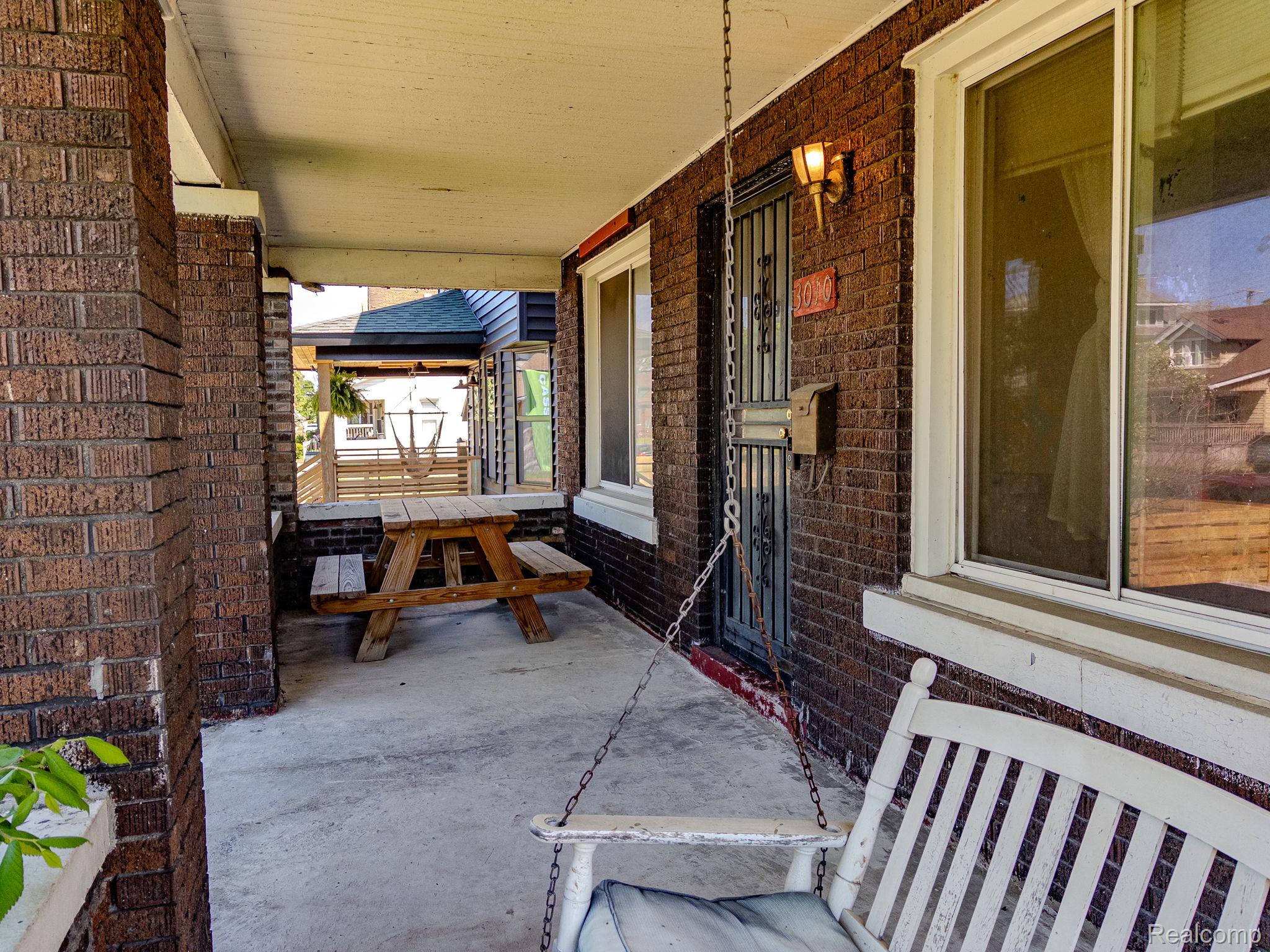 3010 Fischer Street