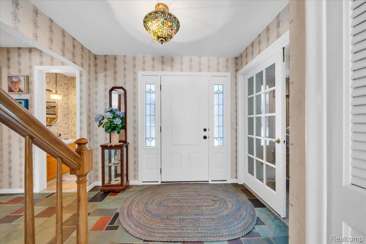 5815 Beechview Drive