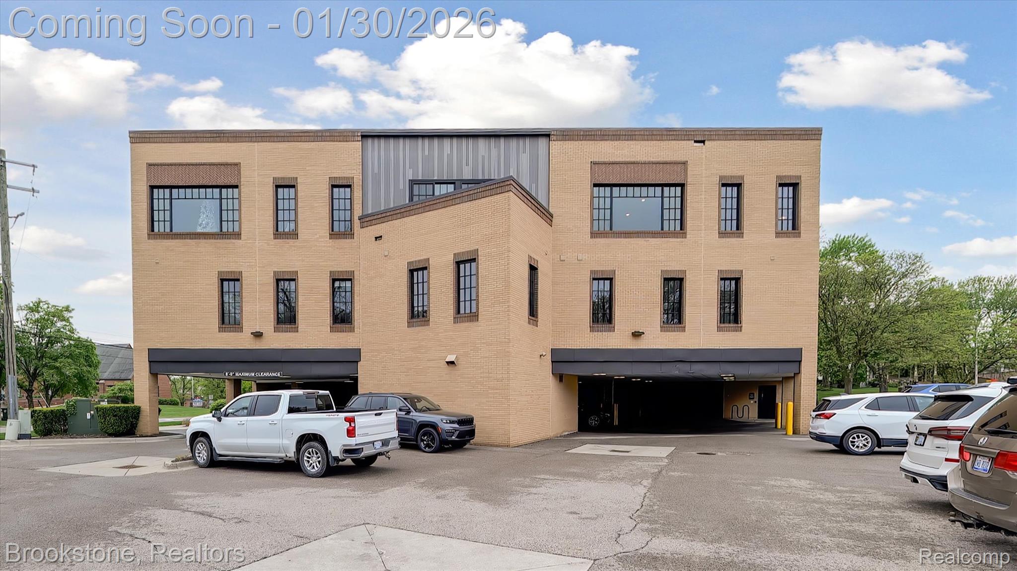 804 N MAIN Street 2C