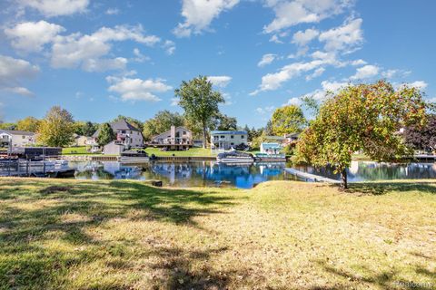 14108 North Road Fenton City MI 48430