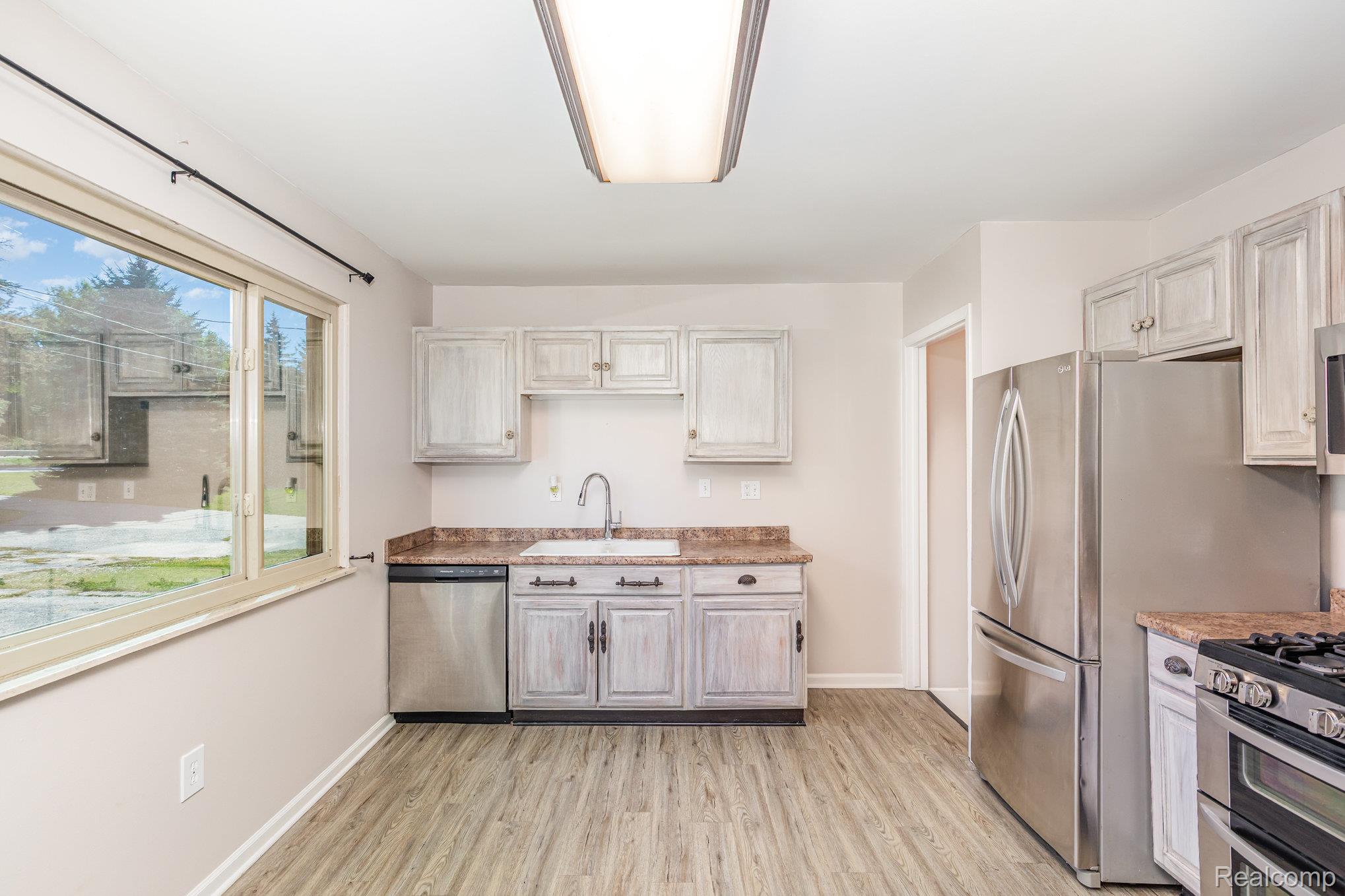 14108 North Road