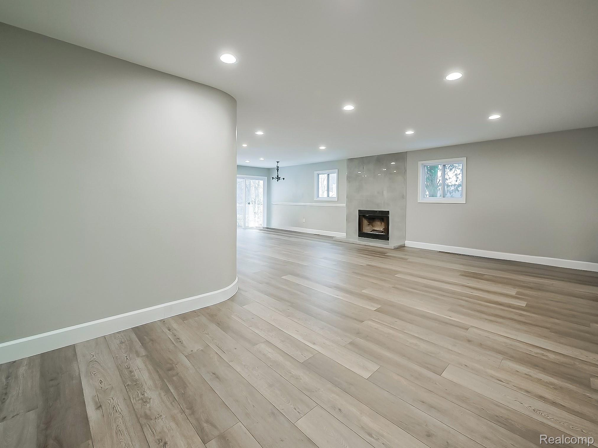 28139 Greening Street